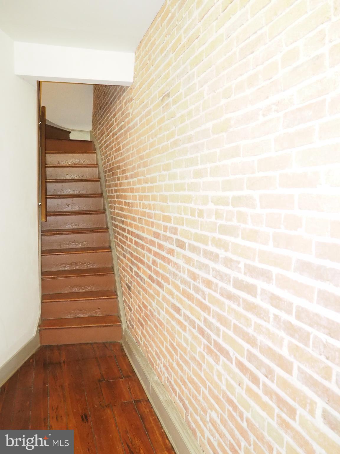 FEDERAL HILL HISTORIC DISTRICT - Residential Lease