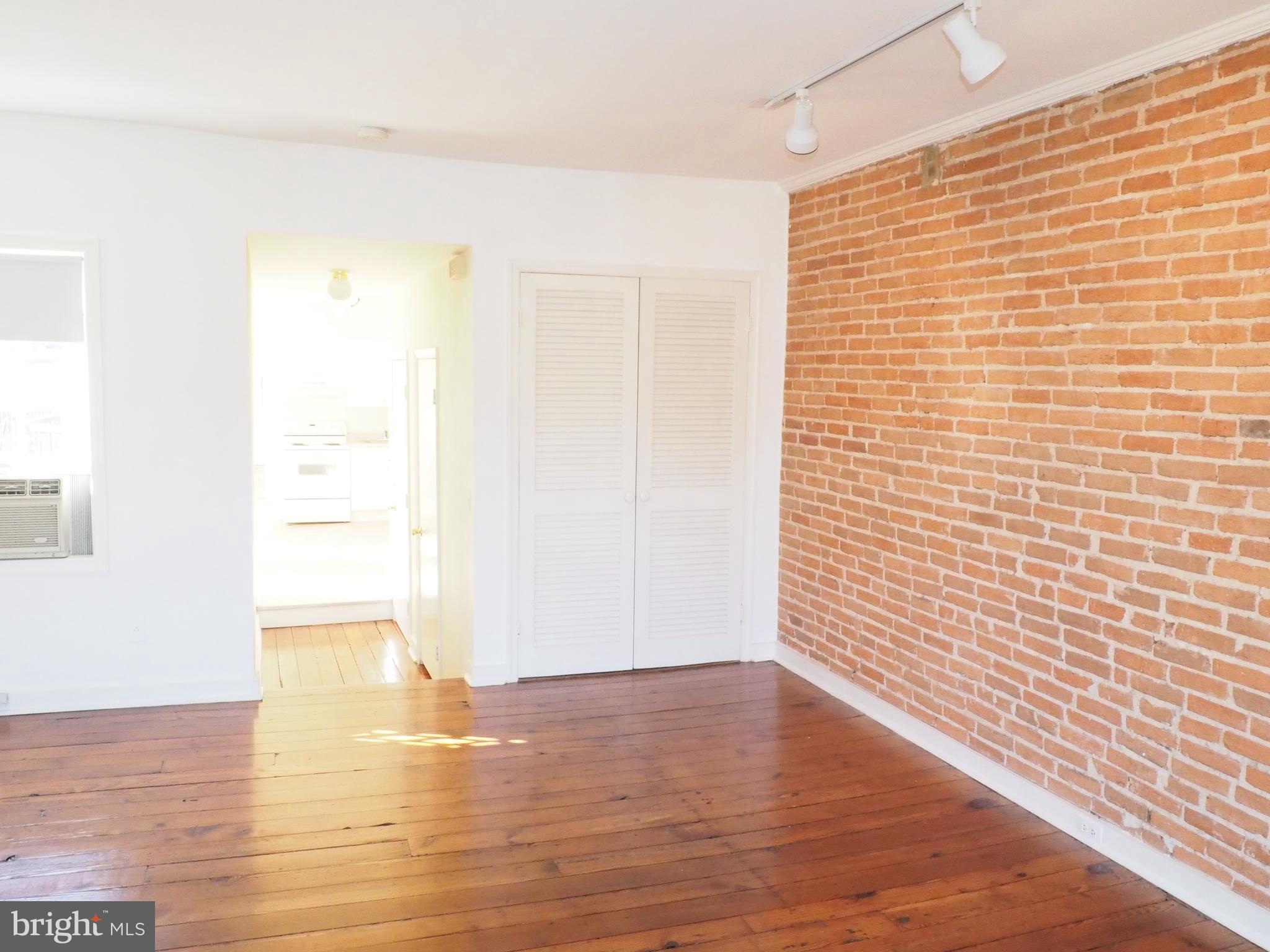 FEDERAL HILL HISTORIC DISTRICT - Residential Lease