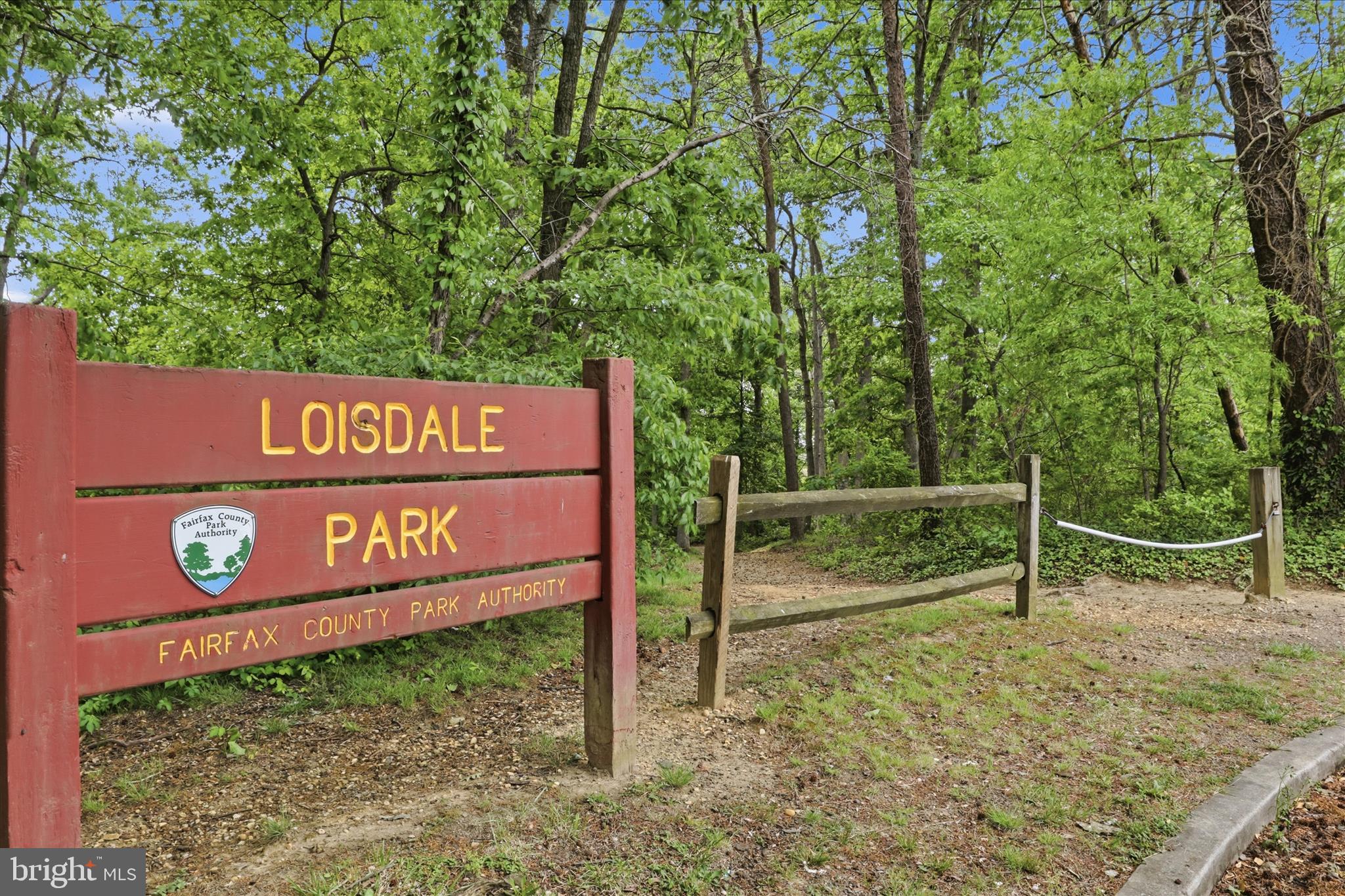 LOISDALE ESTATES - Residential