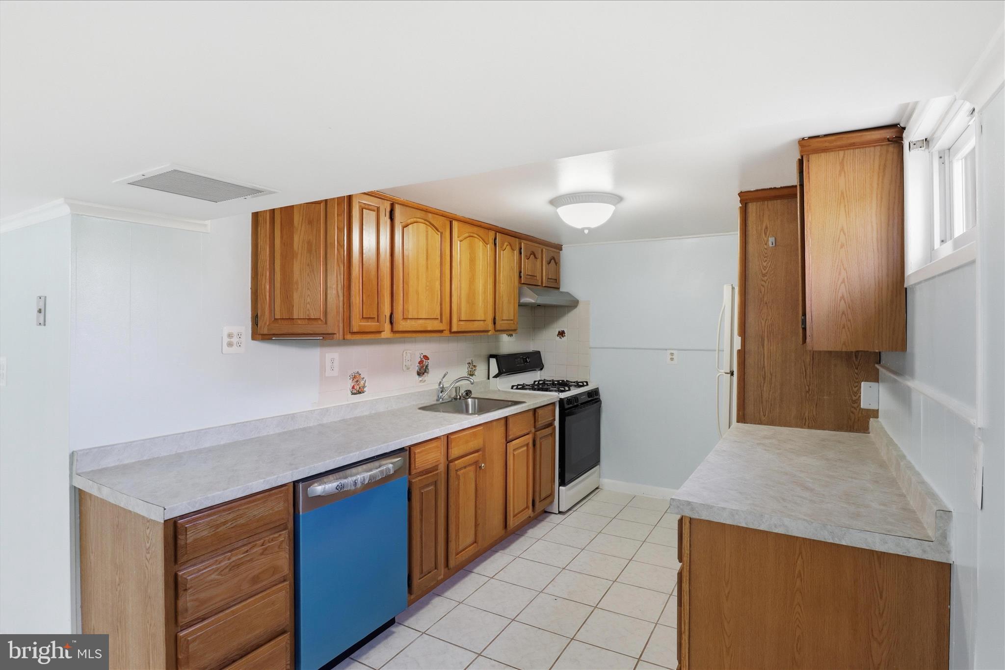 LOISDALE ESTATES - Residential