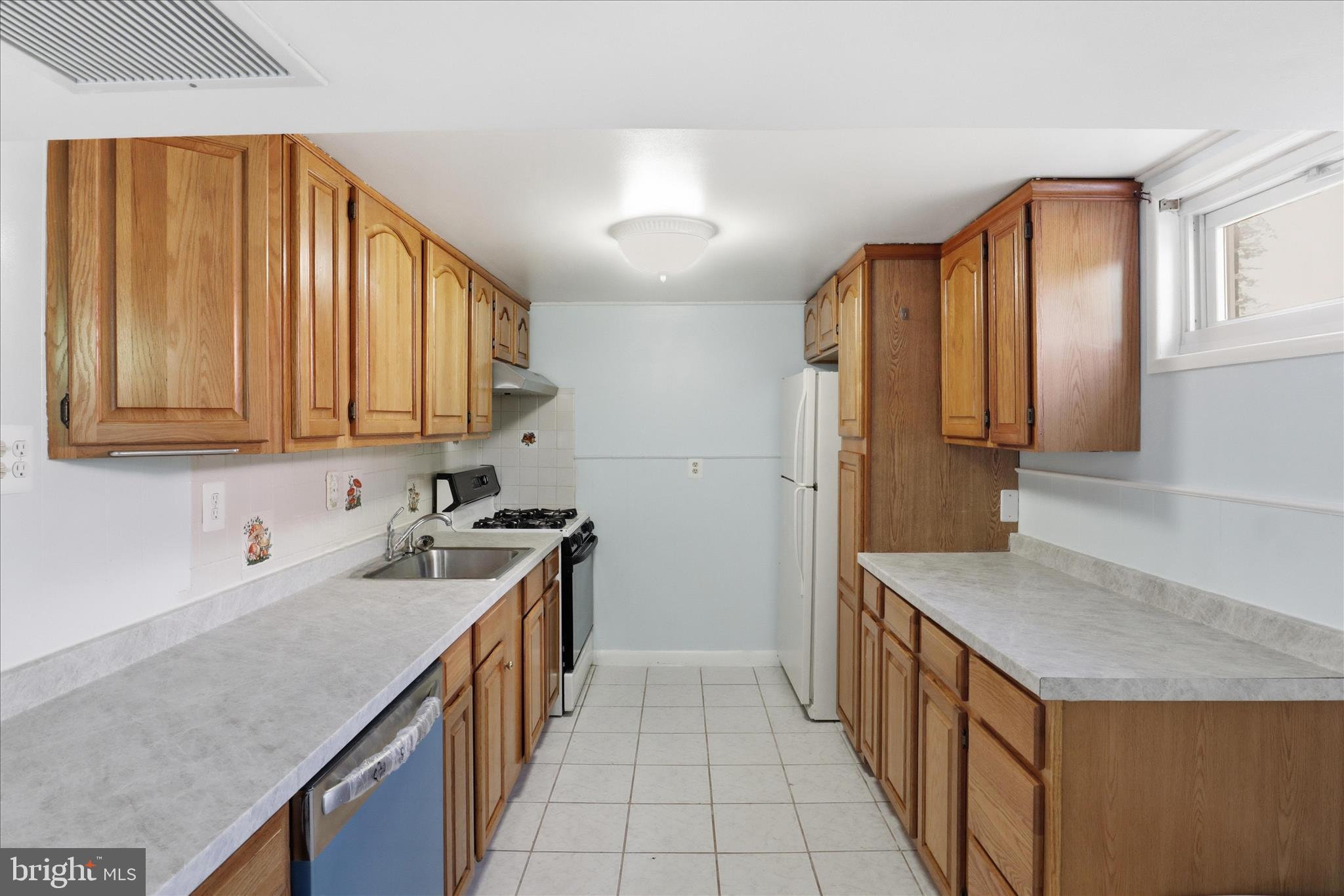 LOISDALE ESTATES - Residential