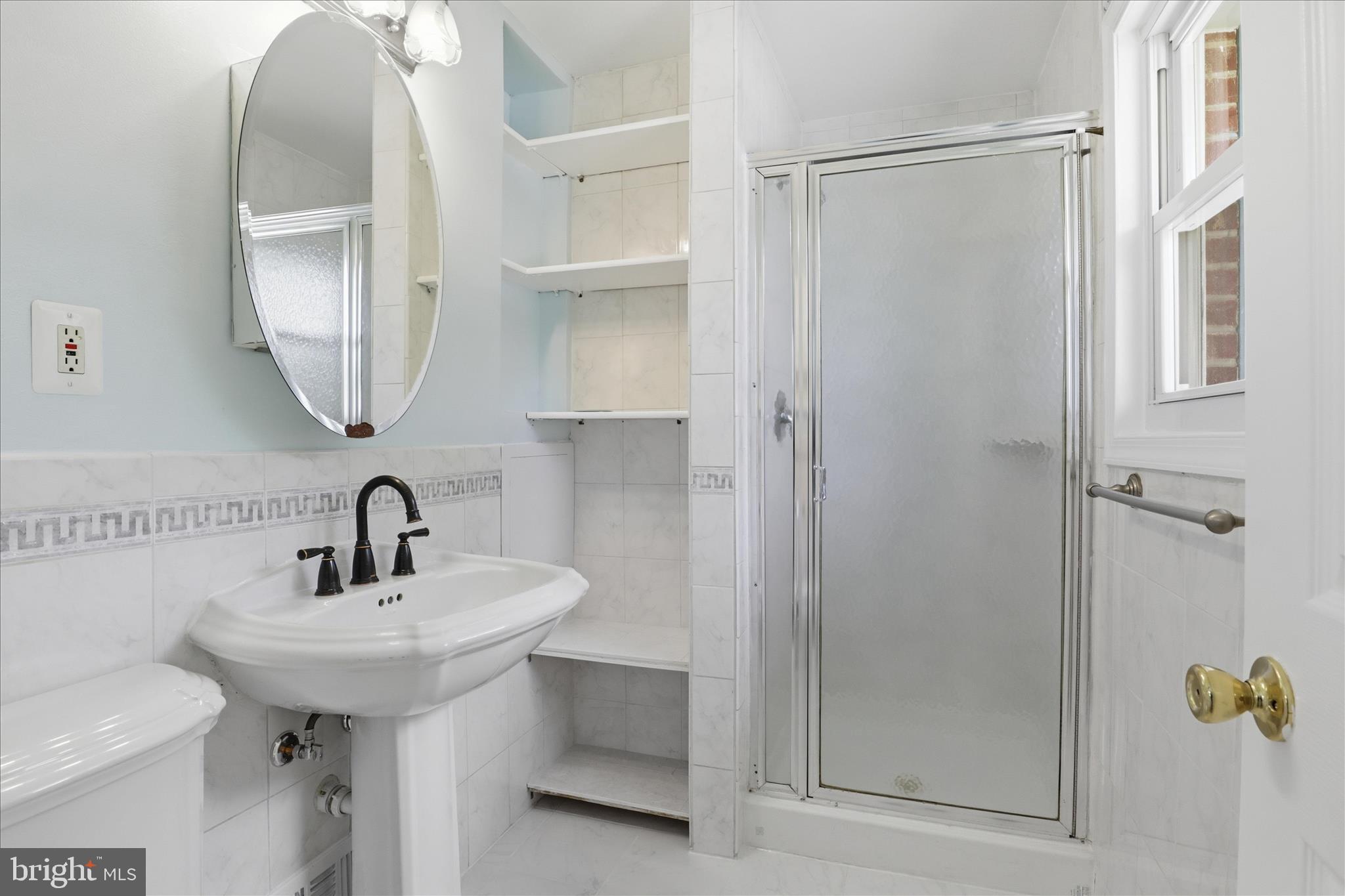 LOISDALE ESTATES - Residential