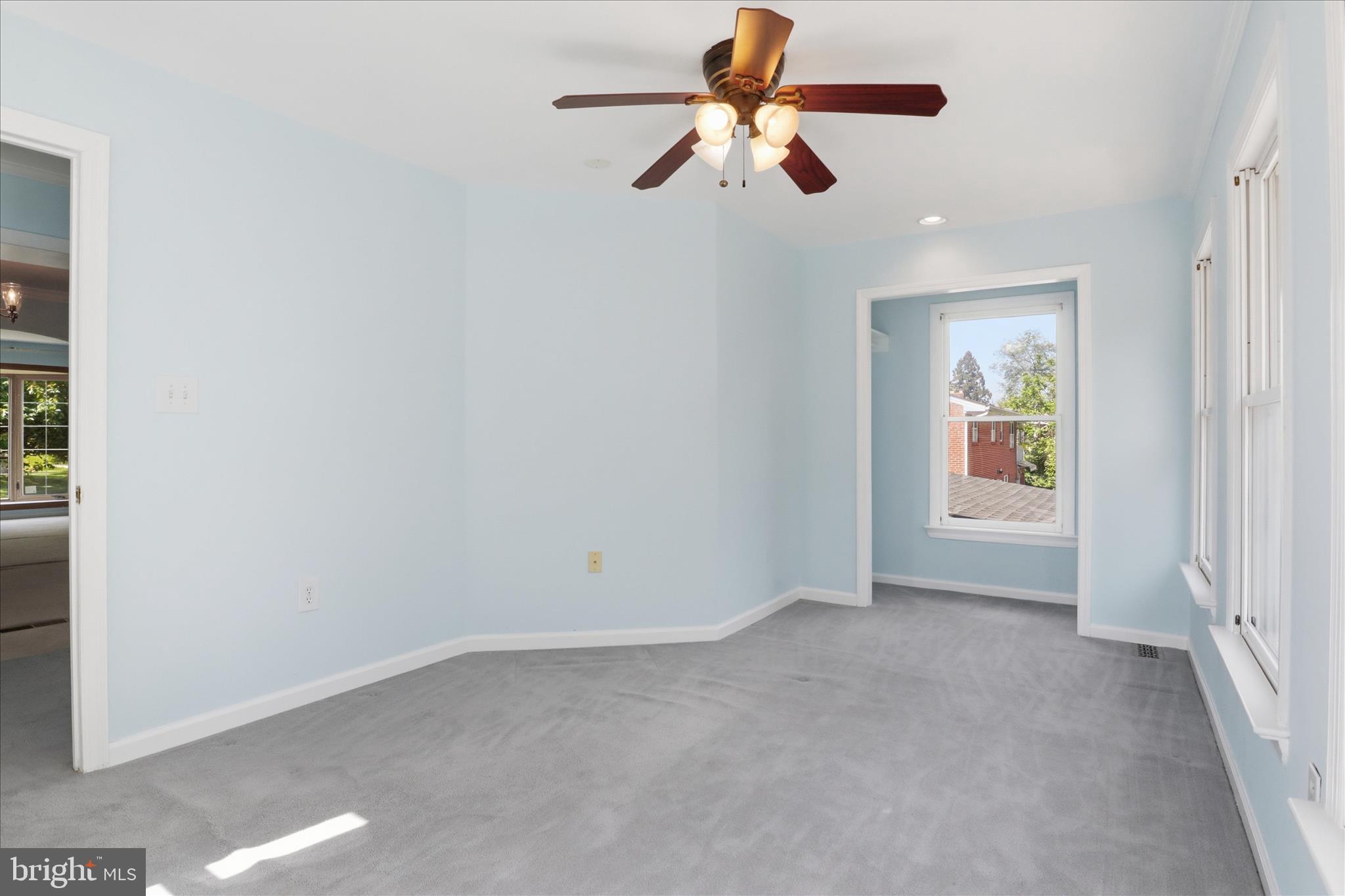 LOISDALE ESTATES - Residential