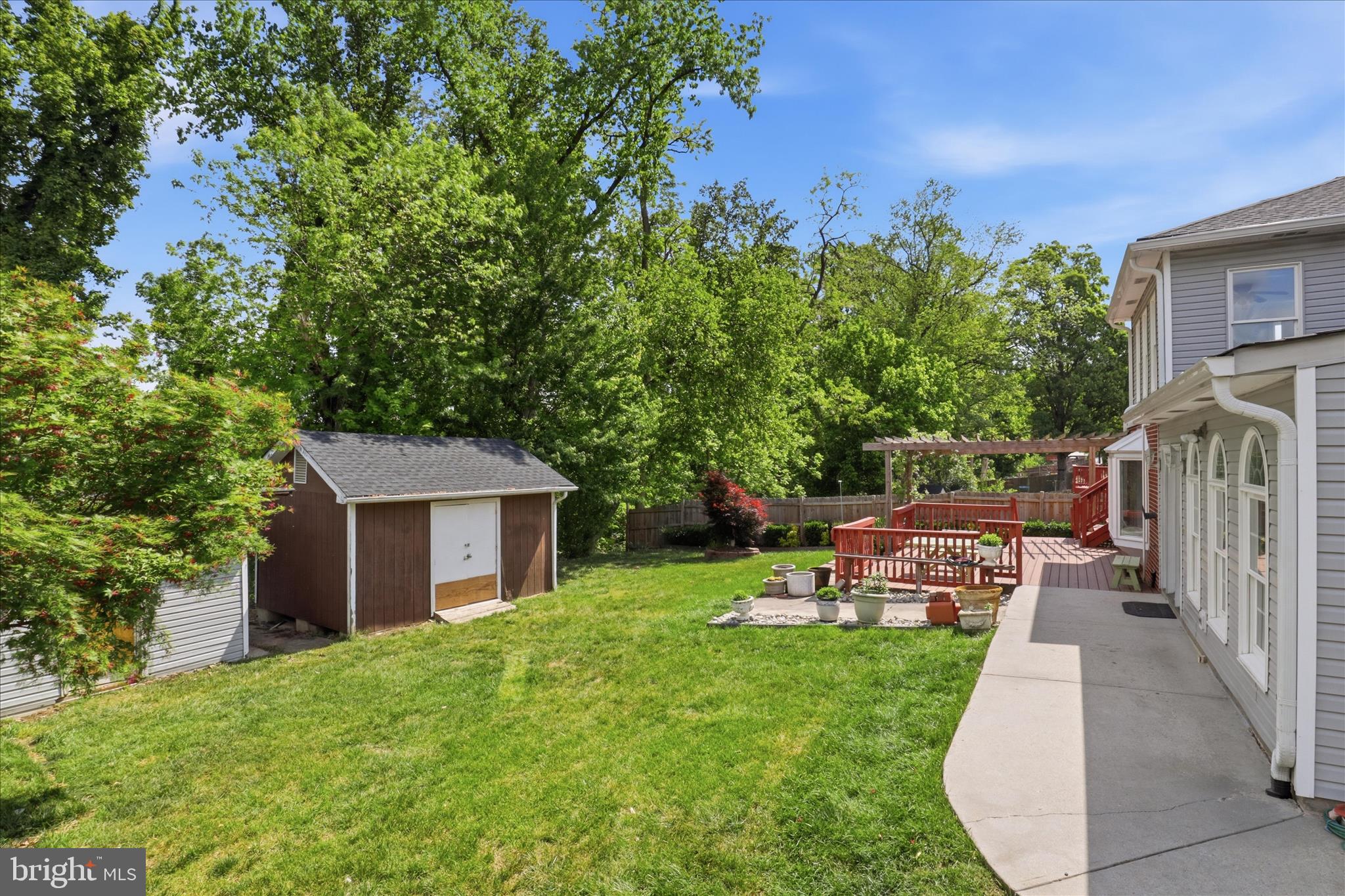 LOISDALE ESTATES - Residential