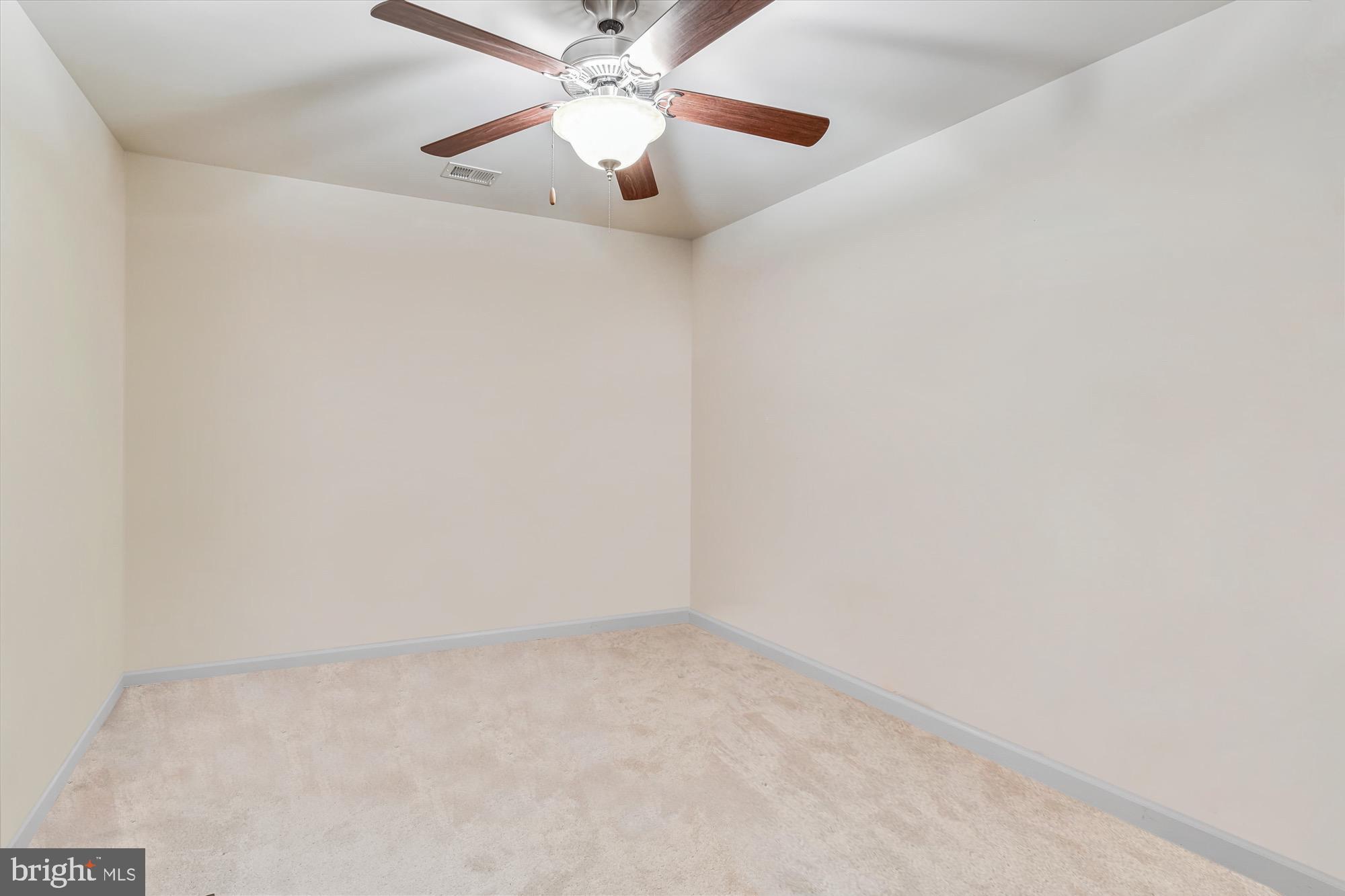 TWO RIVERS - Residential