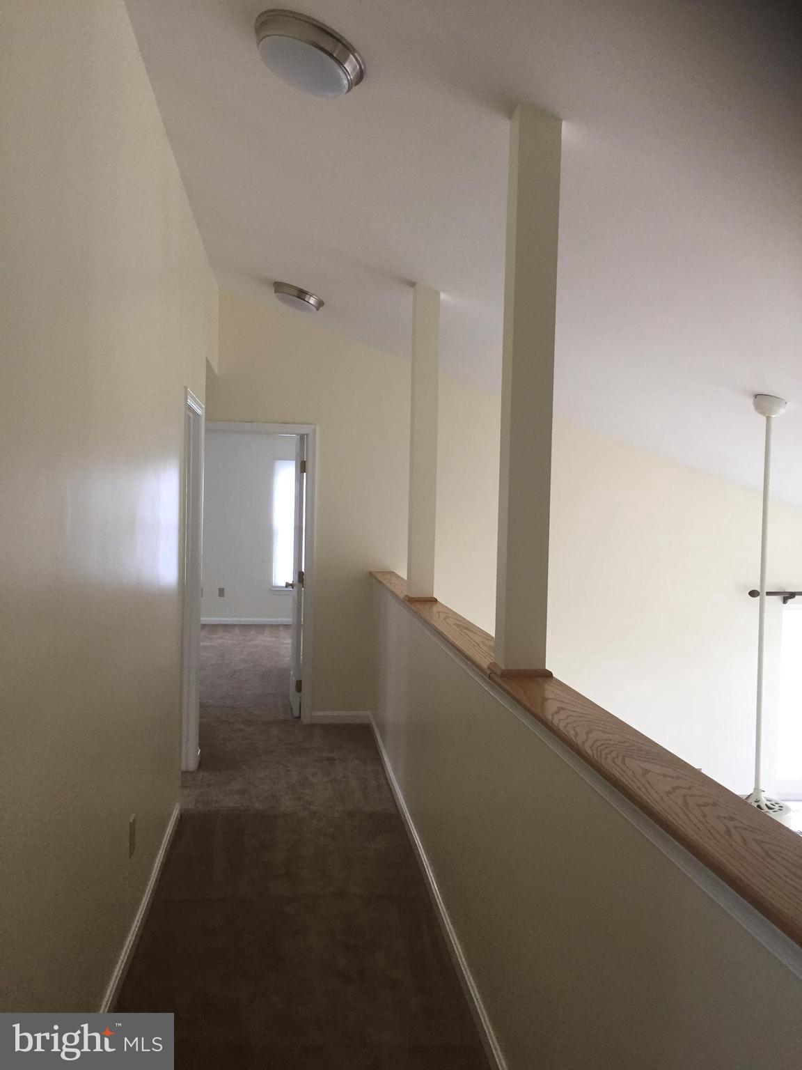 KINGS SQUARE - Residential Lease