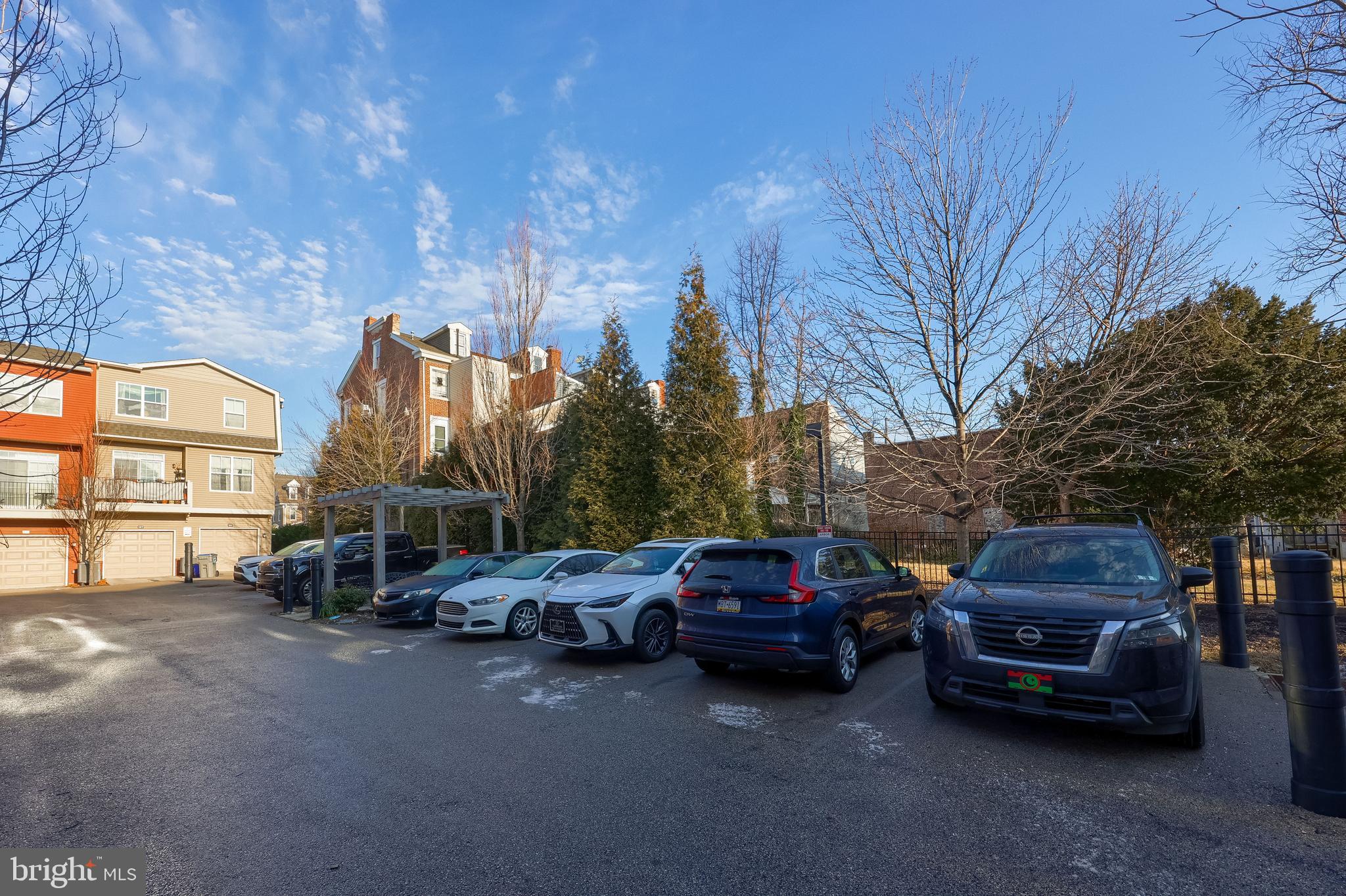 ARBOR MEWS - Residential