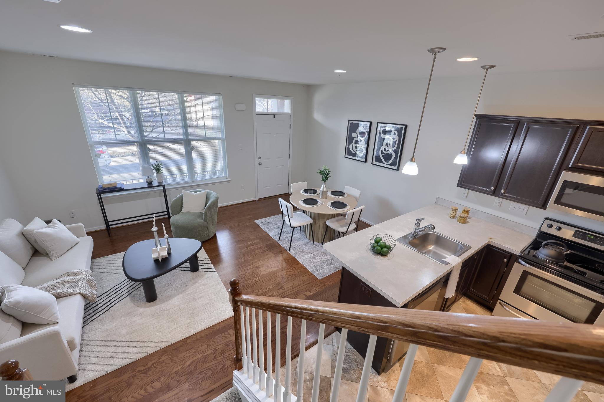 ARBOR MEWS - Residential