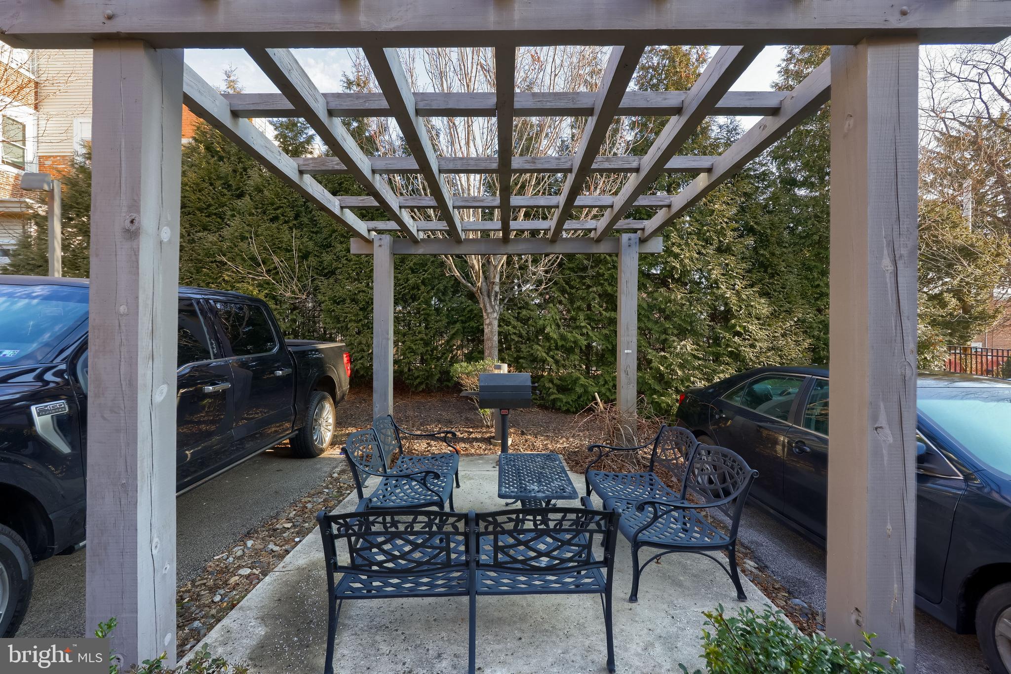 ARBOR MEWS - Residential