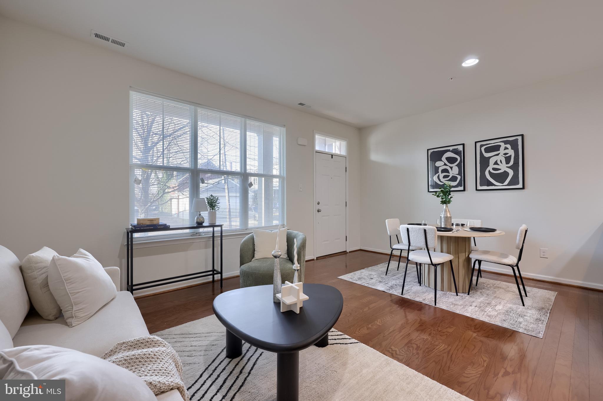 ARBOR MEWS - Residential