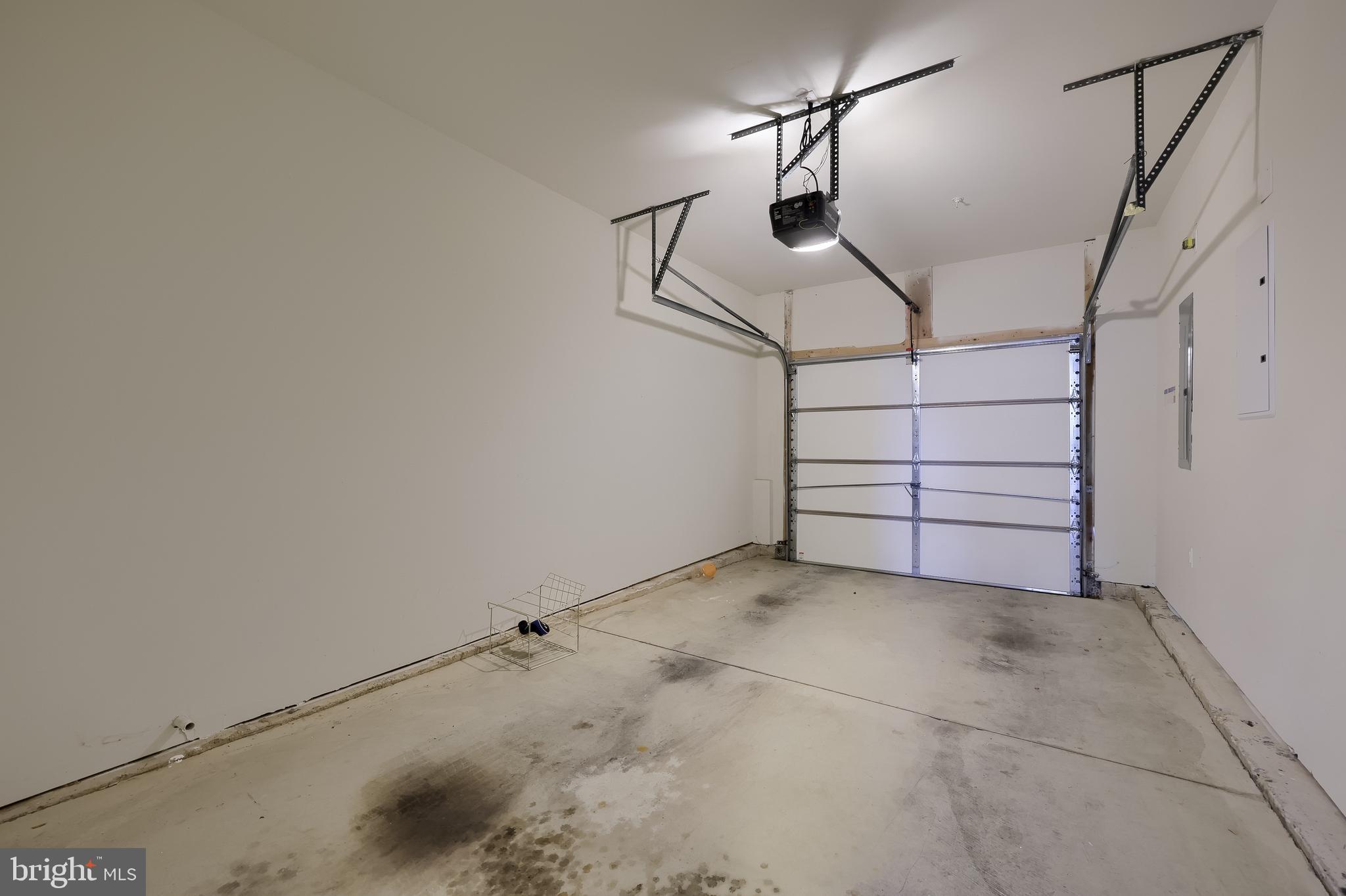 ARBOR MEWS - Residential