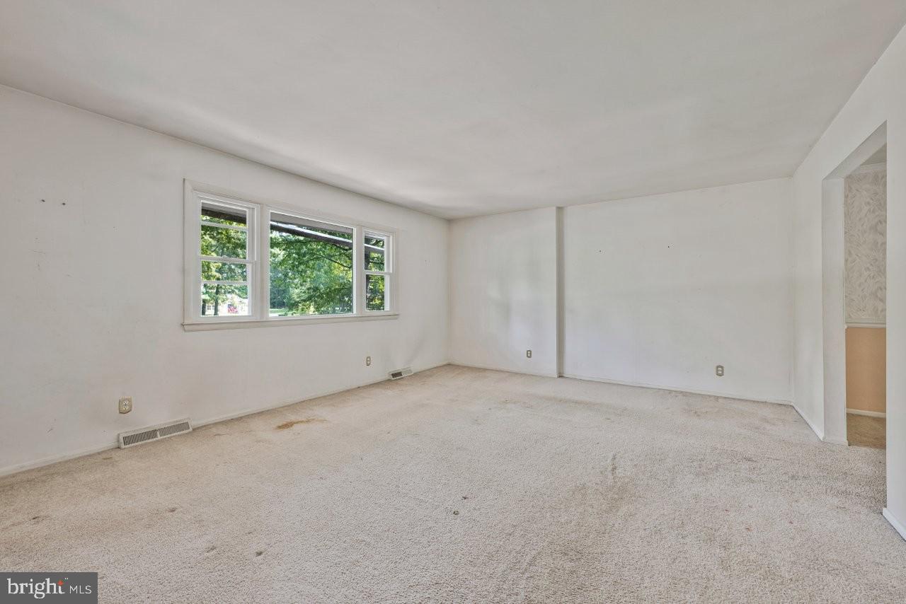 3663 BROOKWOOD DRIVE