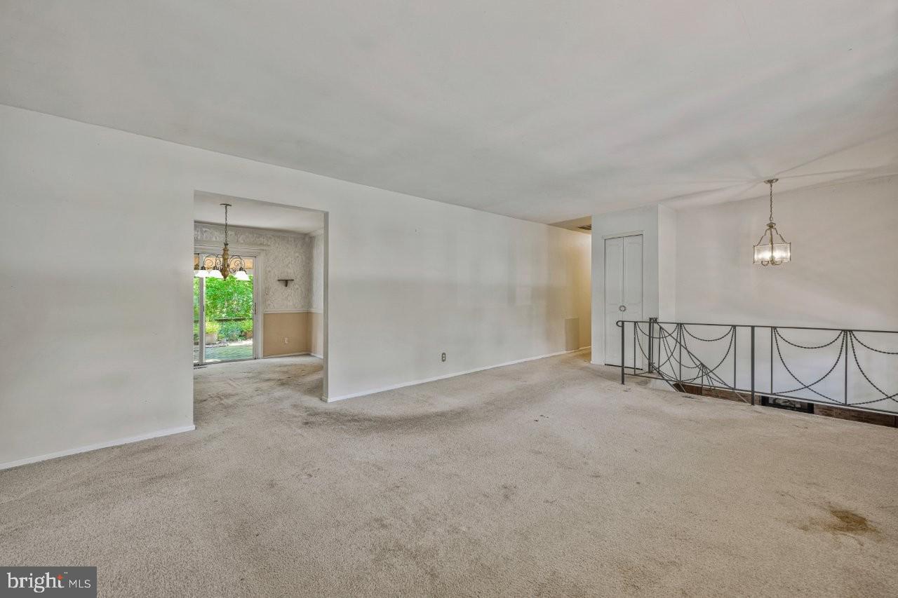 3663 BROOKWOOD DRIVE