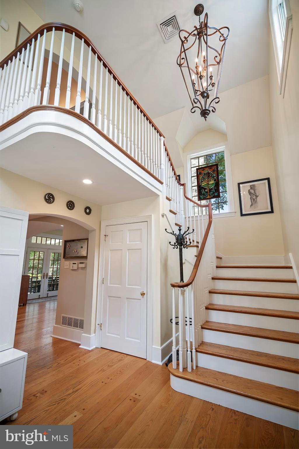 MEADOWBROOK - Residential