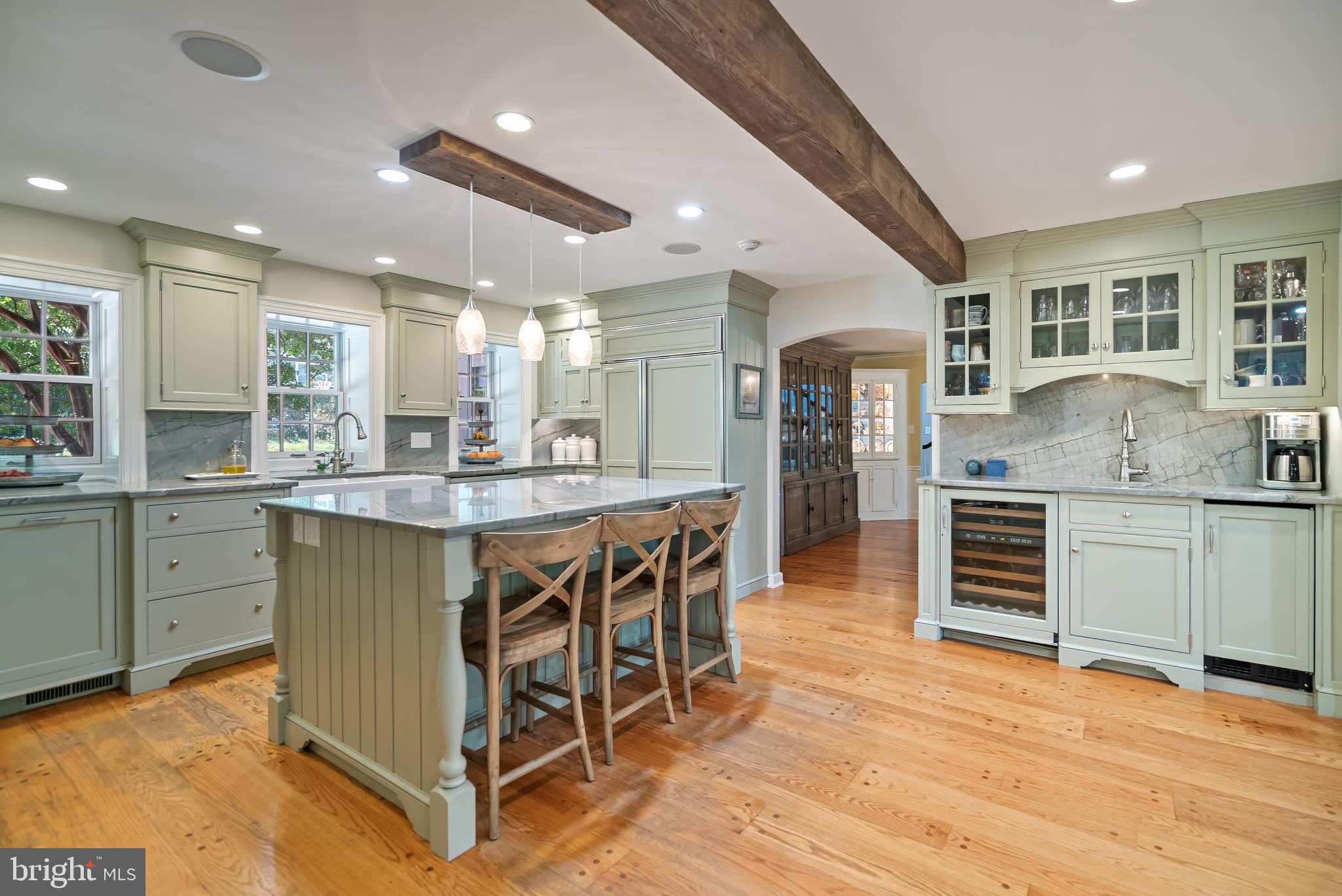 MEADOWBROOK - Residential