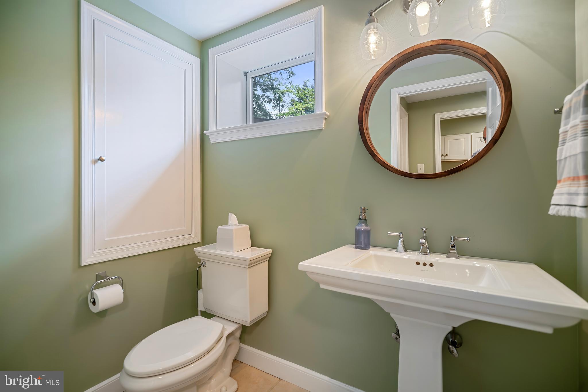 MEADOWBROOK - Residential