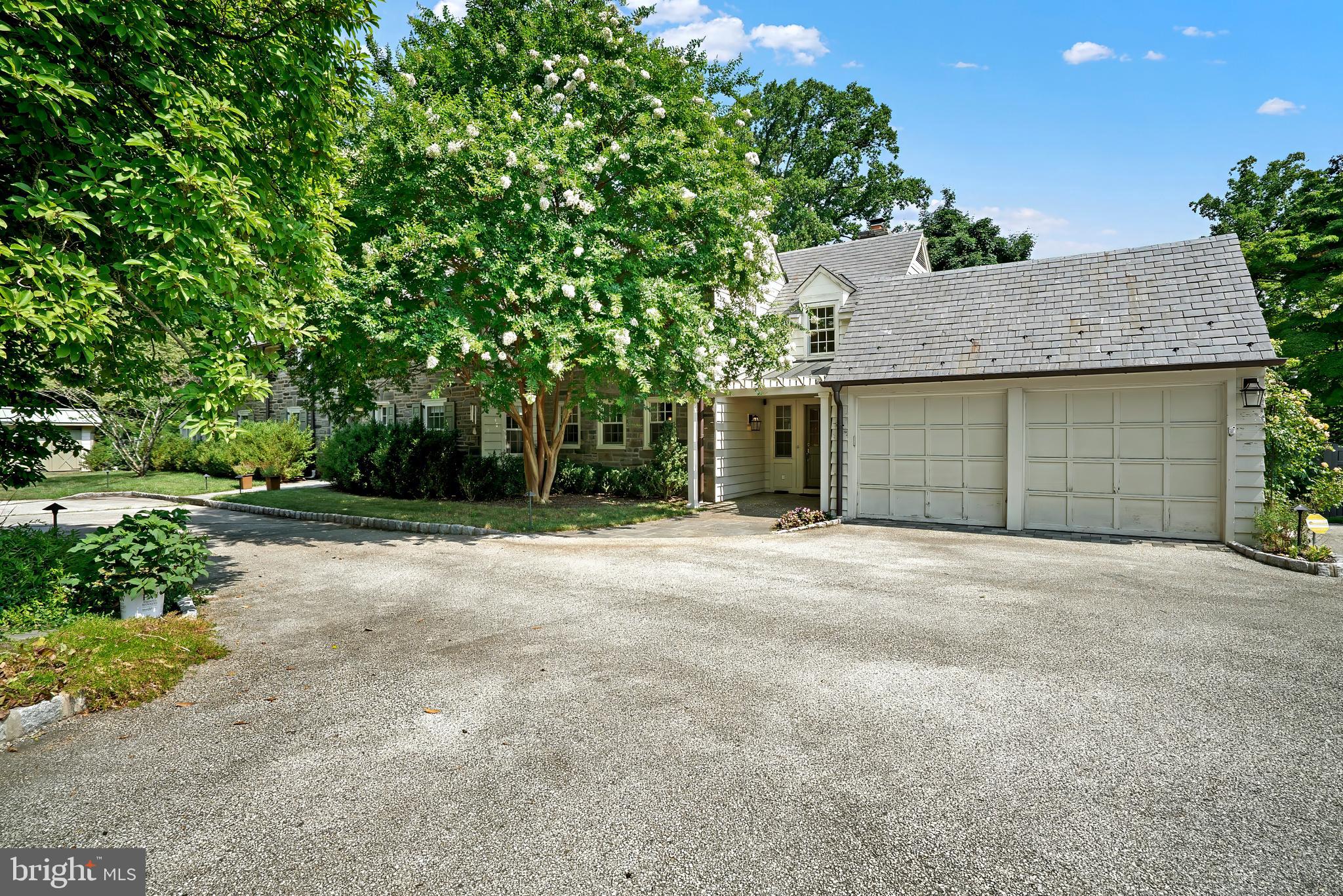 MEADOWBROOK - Residential