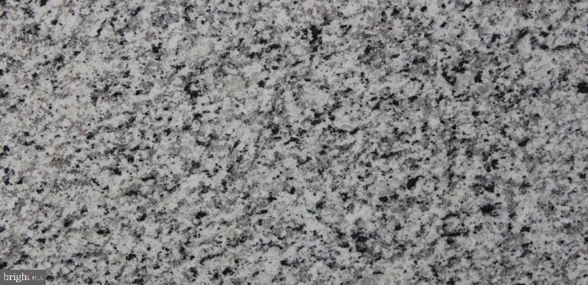 LAKE LAND - Residential