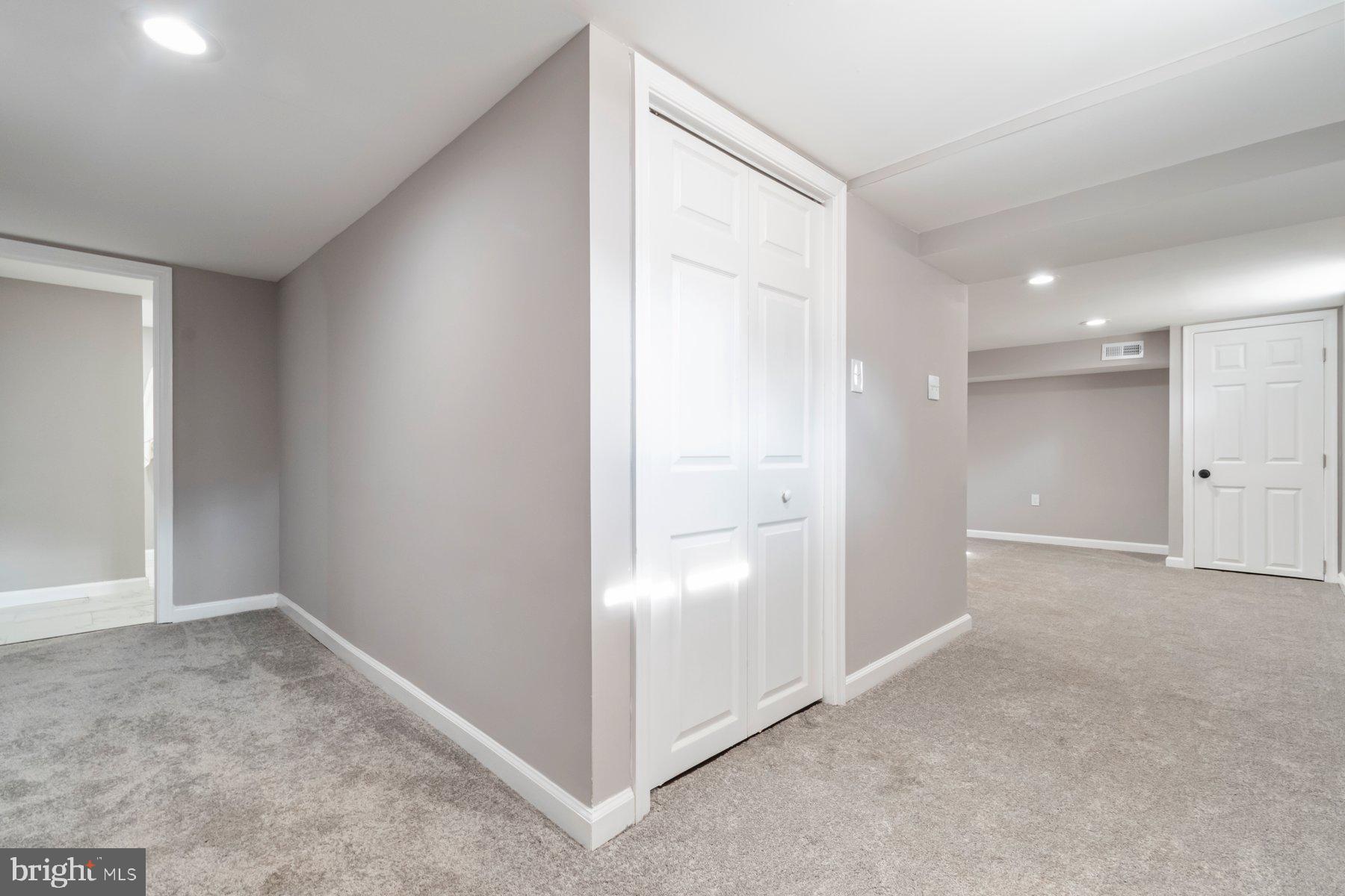 NORTH POINT TERRACE - Residential