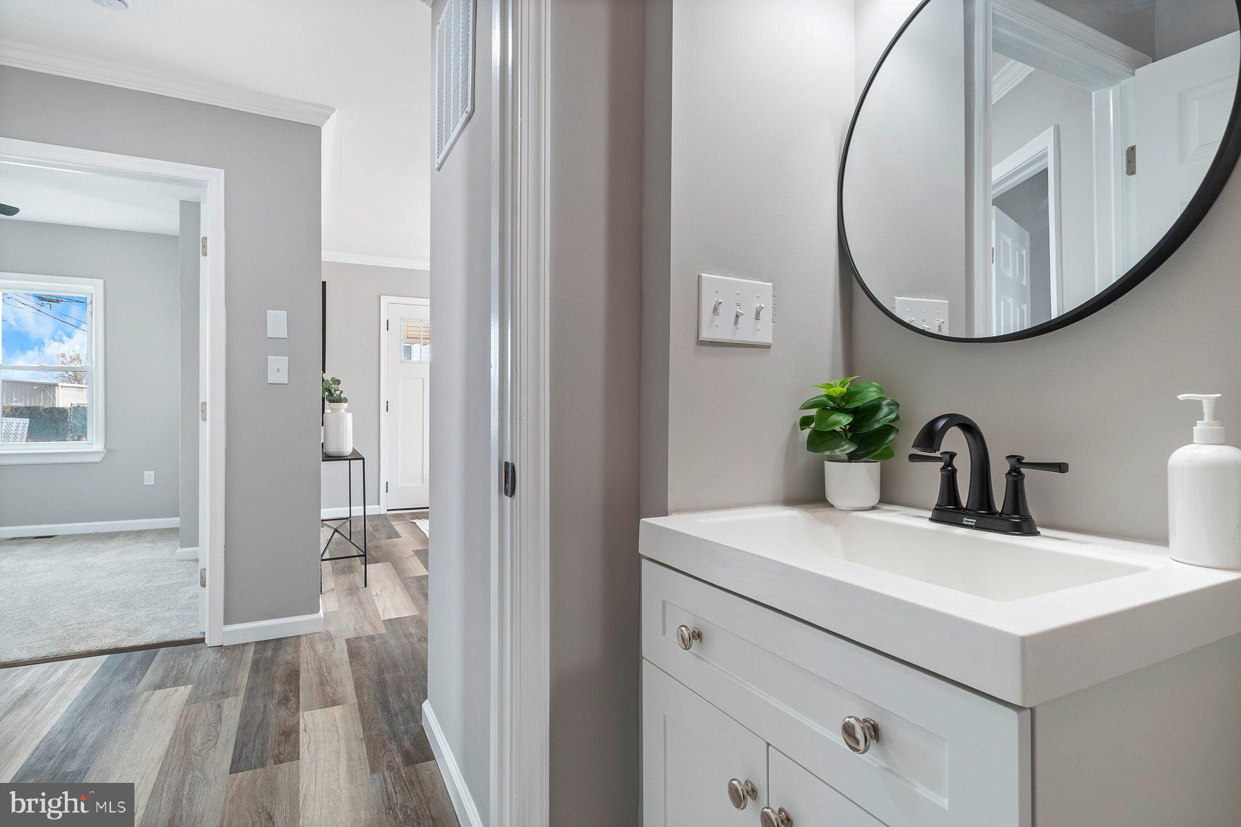 NORTH POINT TERRACE - Residential