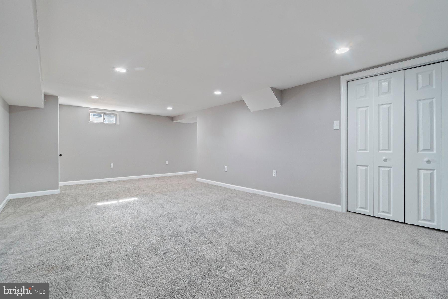 NORTH POINT TERRACE - Residential