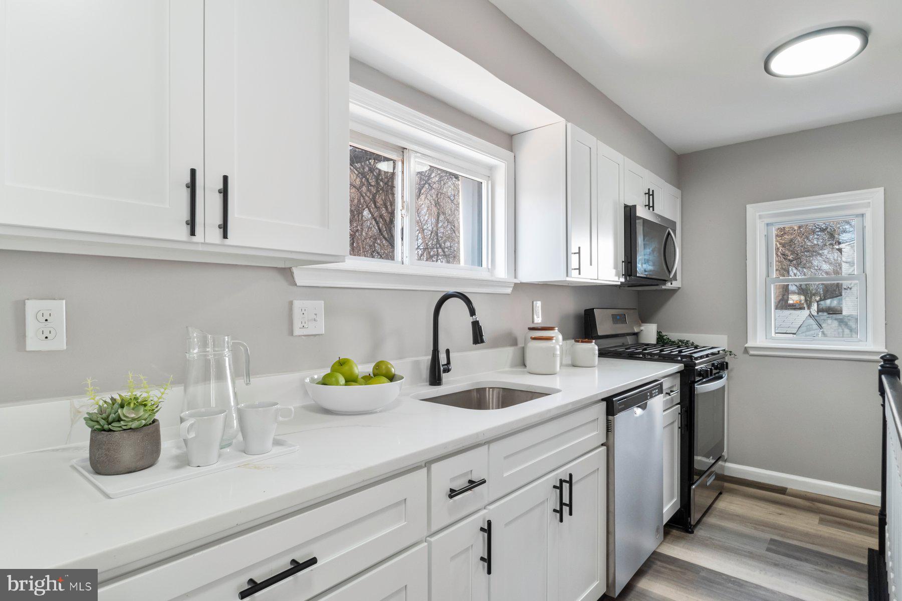 NORTH POINT TERRACE - Residential