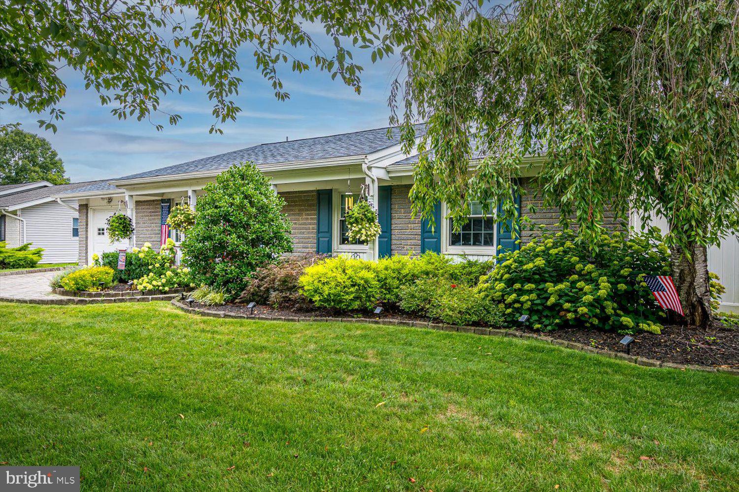 10 FOREST PARK TERRACE