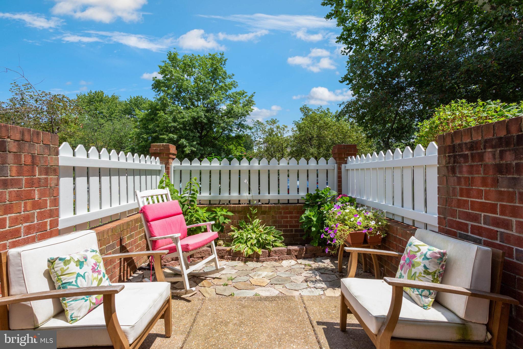 THE ARLINGTON - Residential Lease