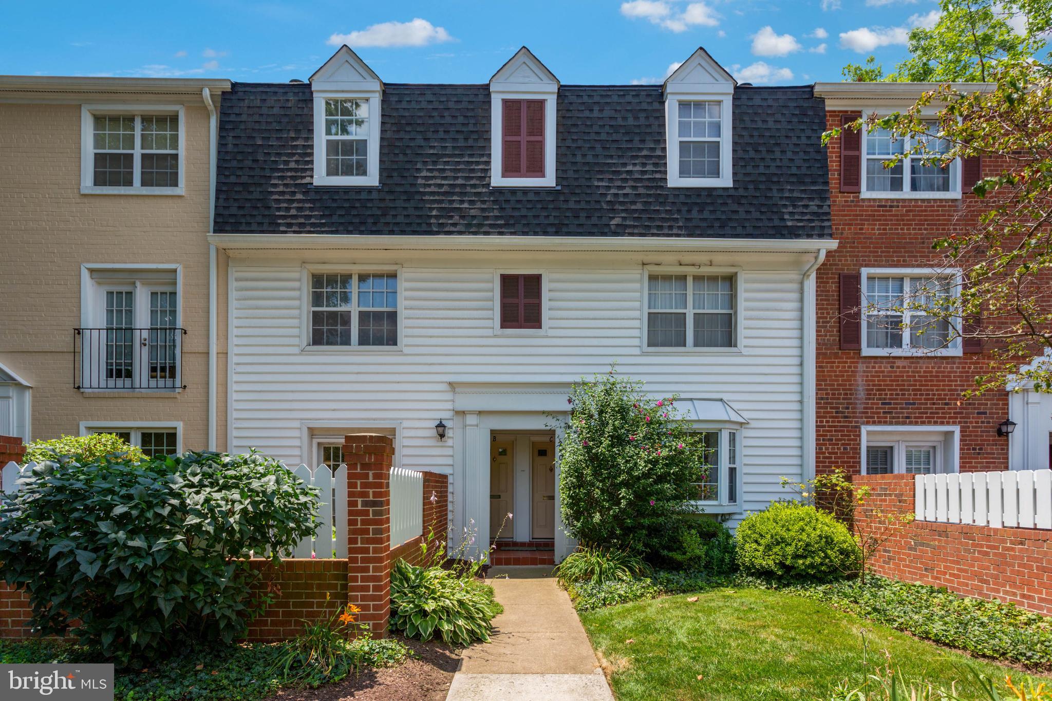 THE ARLINGTON - Residential Lease