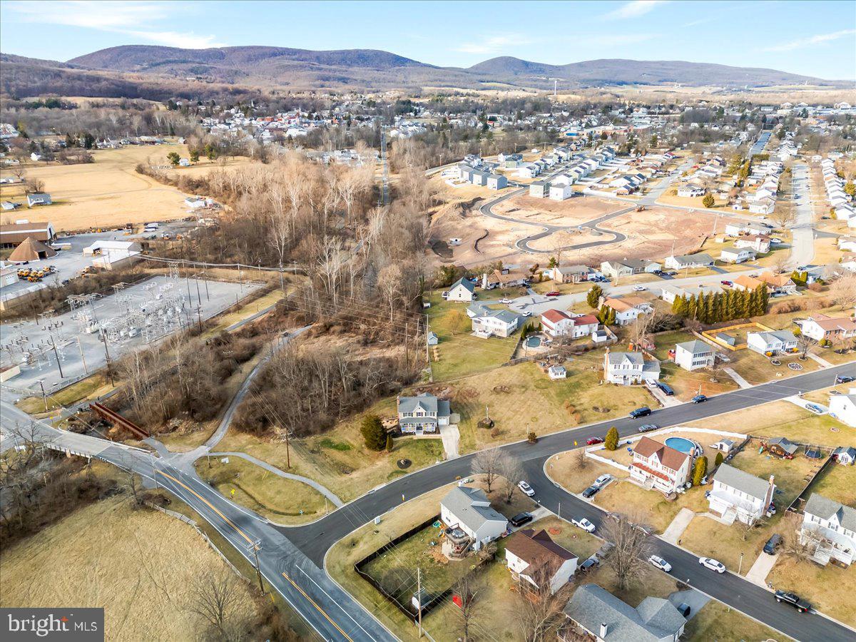 WOODLAND PARK - Residential