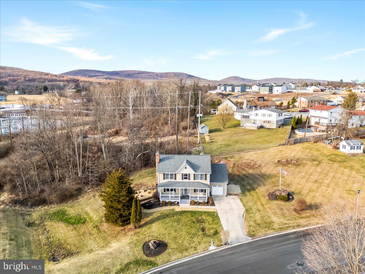 WOODLAND PARK - Residential