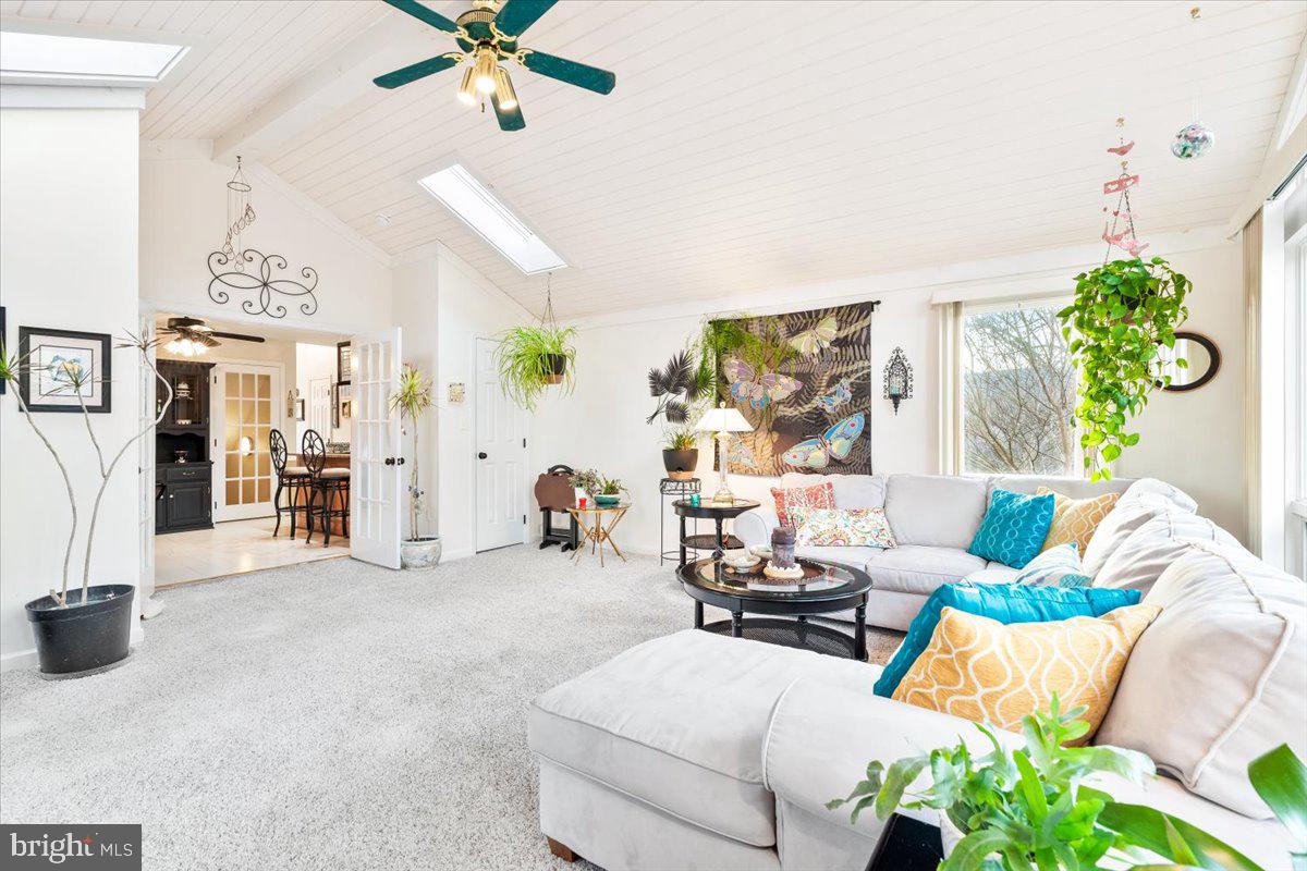 WOODLAND PARK - Residential