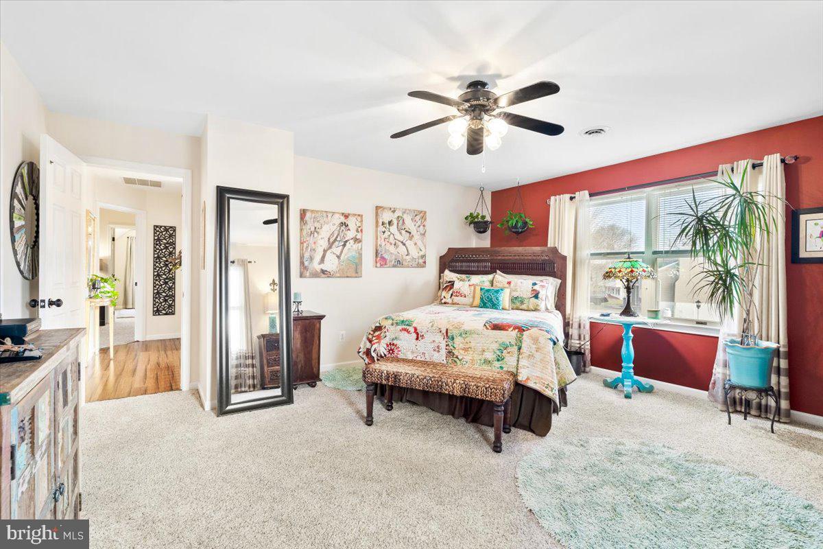 WOODLAND PARK - Residential