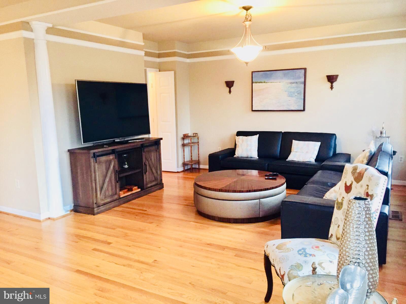 KINGSTOWNE - Residential