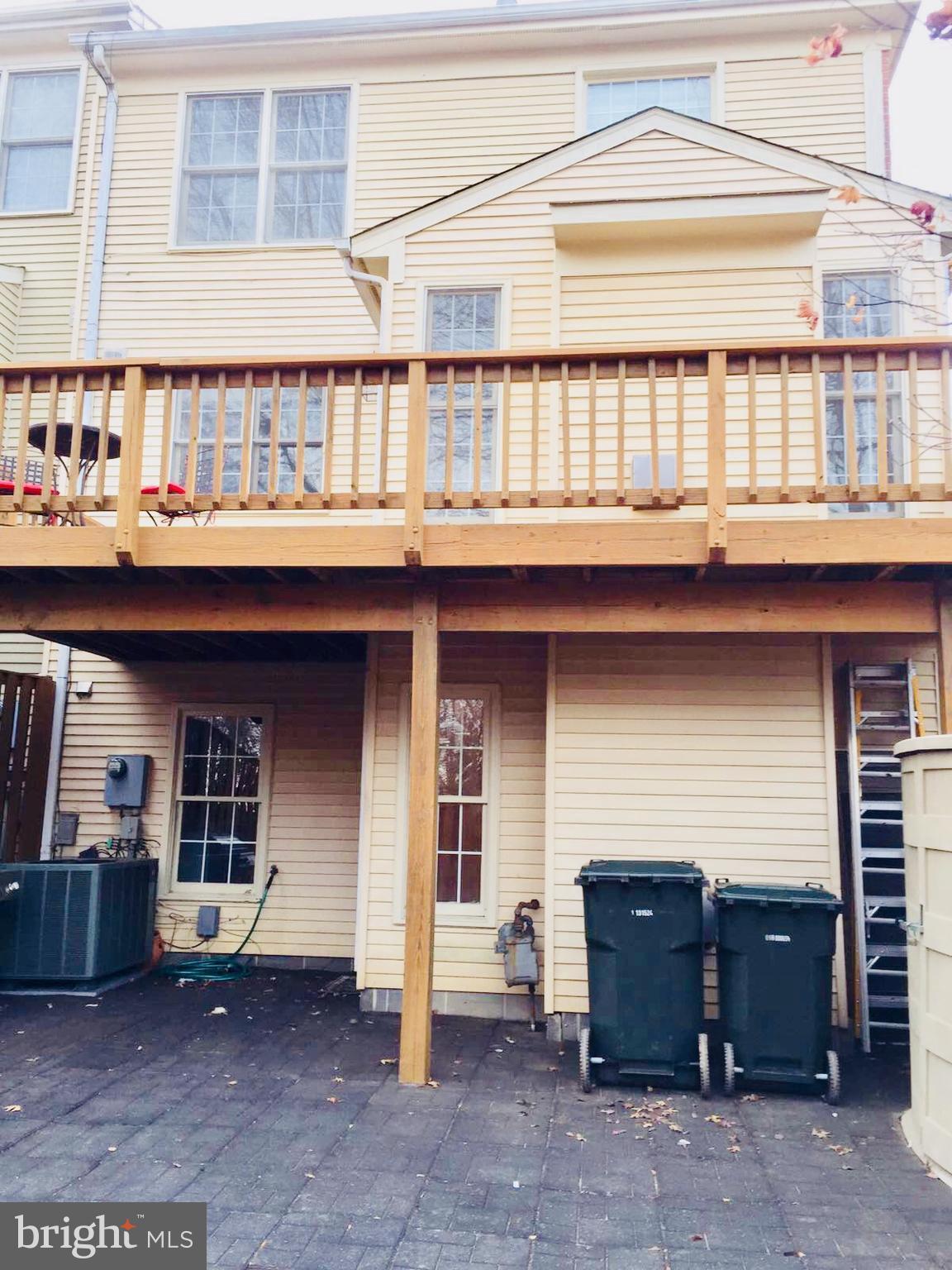 KINGSTOWNE - Residential