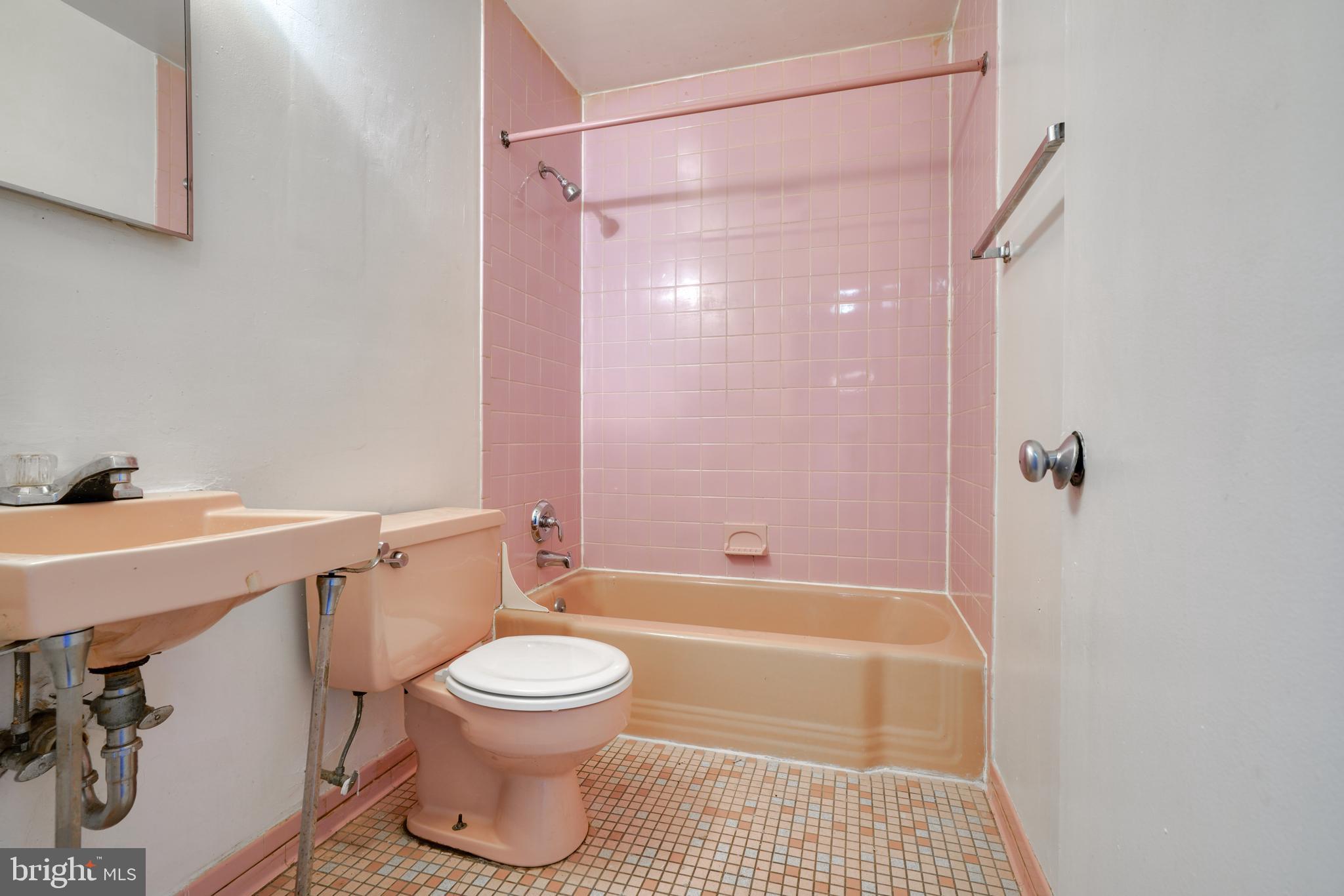 PARKVILLE - Residential Income