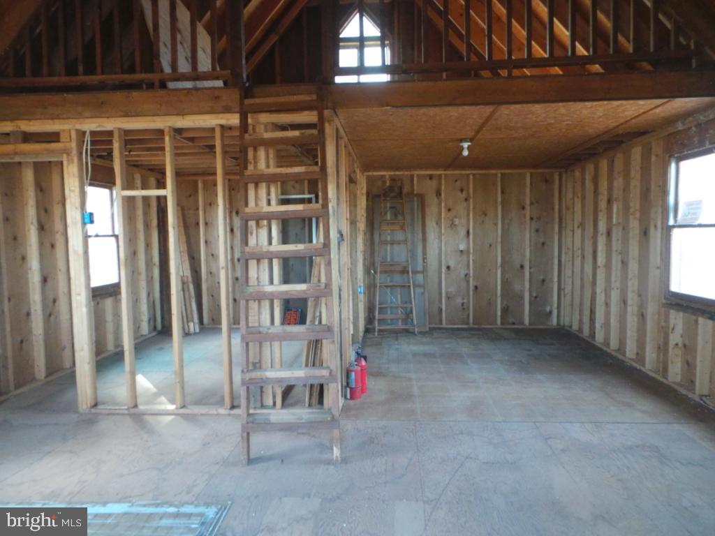 VALLEY HIGH TIMBER FARMS - Residential