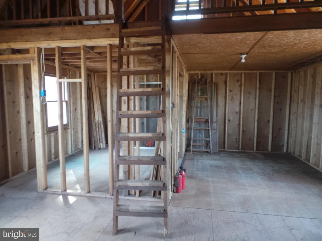 VALLEY HIGH TIMBER FARMS - Residential