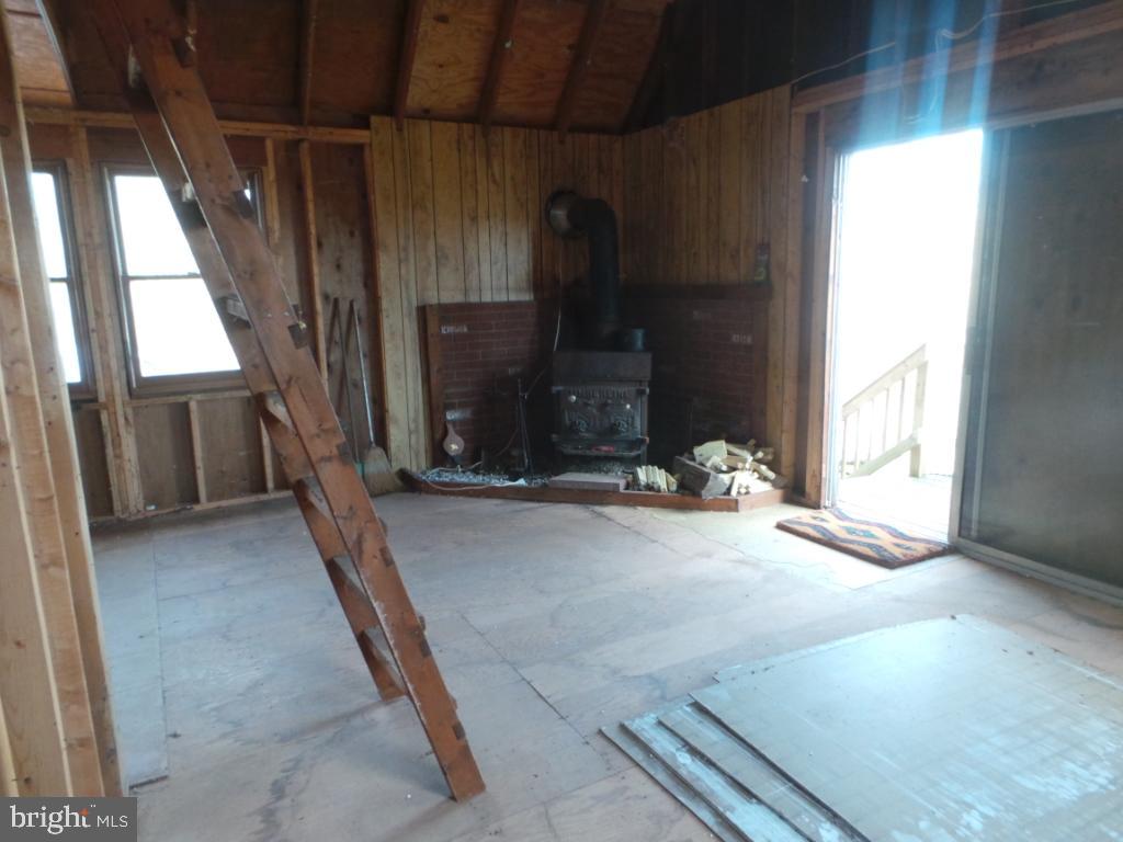 VALLEY HIGH TIMBER FARMS - Residential