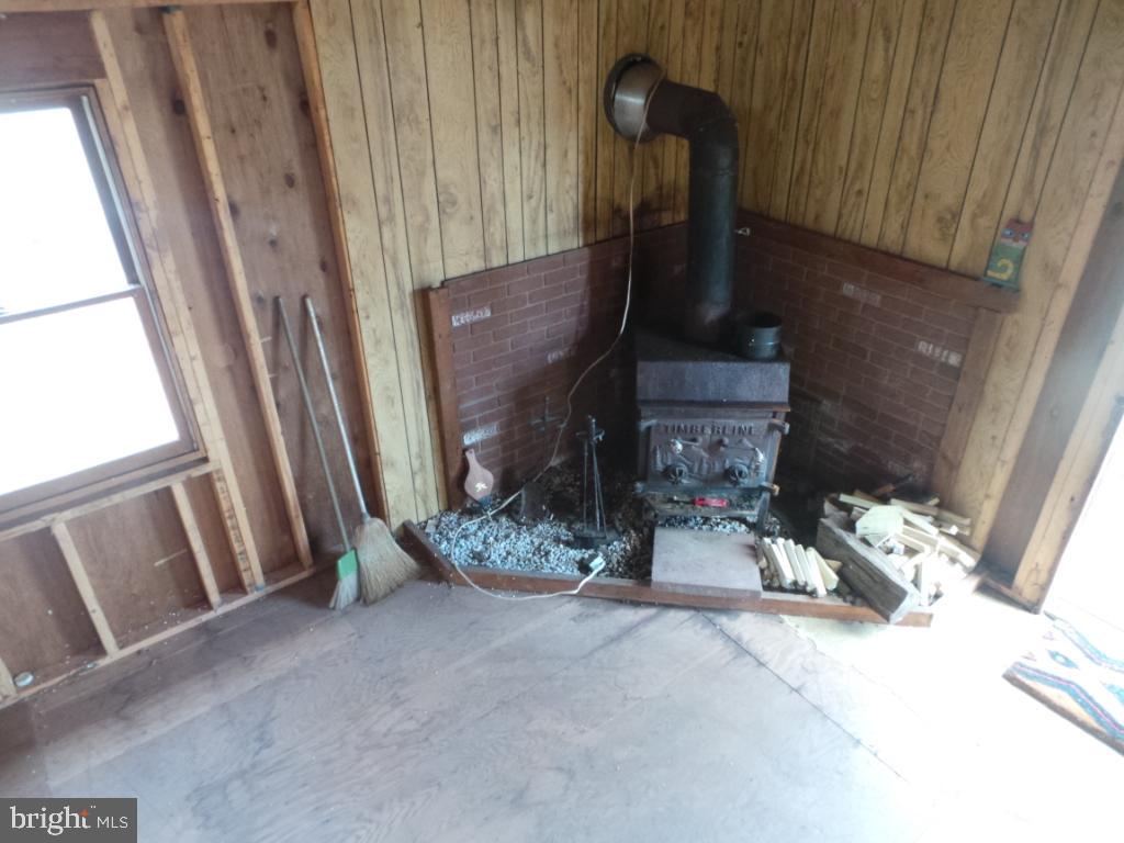 VALLEY HIGH TIMBER FARMS - Residential