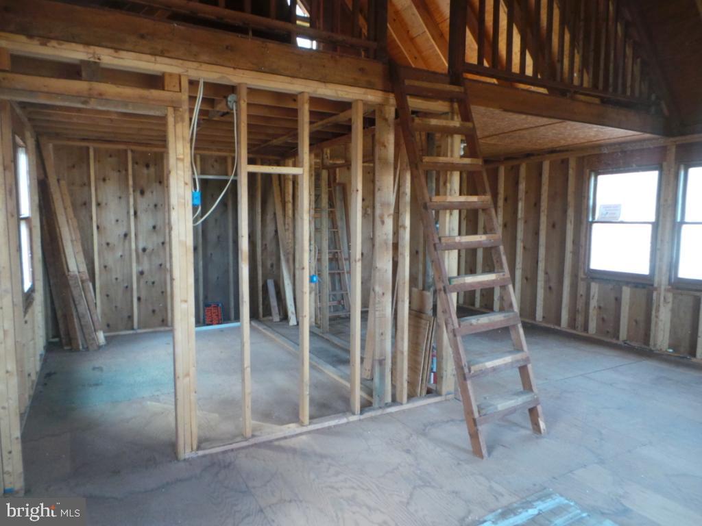 VALLEY HIGH TIMBER FARMS - Residential