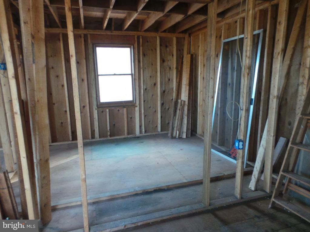 VALLEY HIGH TIMBER FARMS - Residential