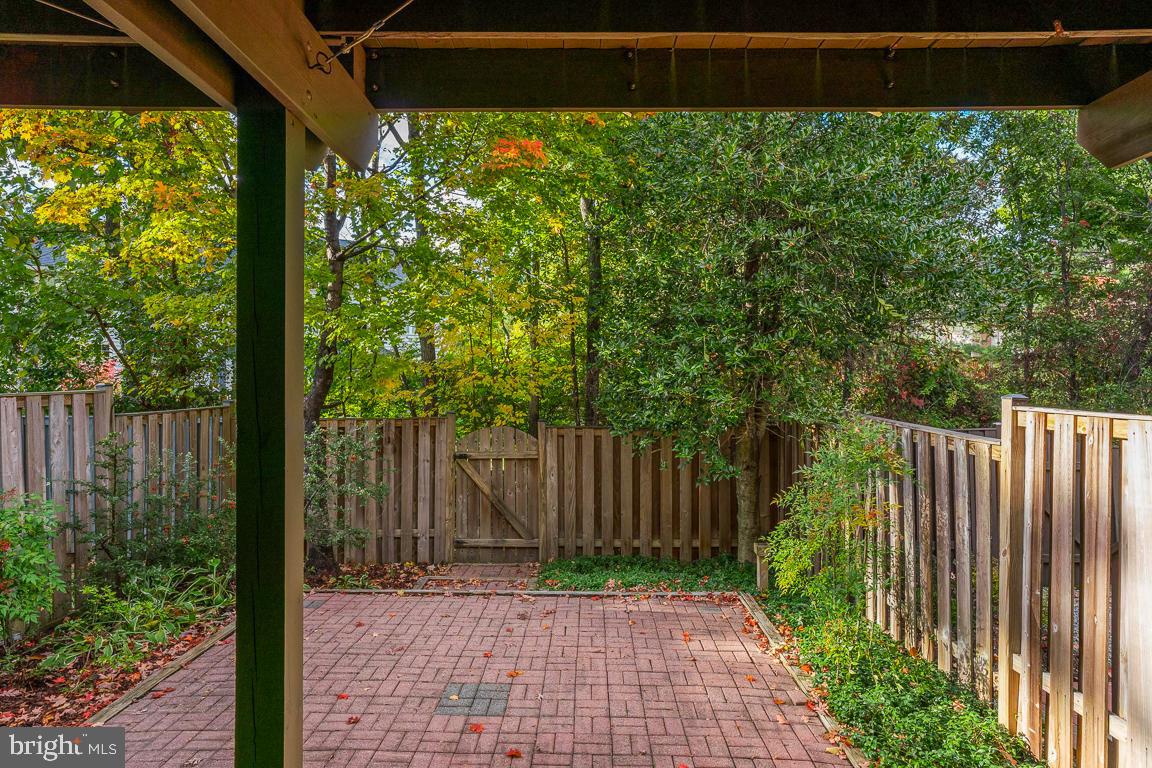 KINGSTOWNE - Residential