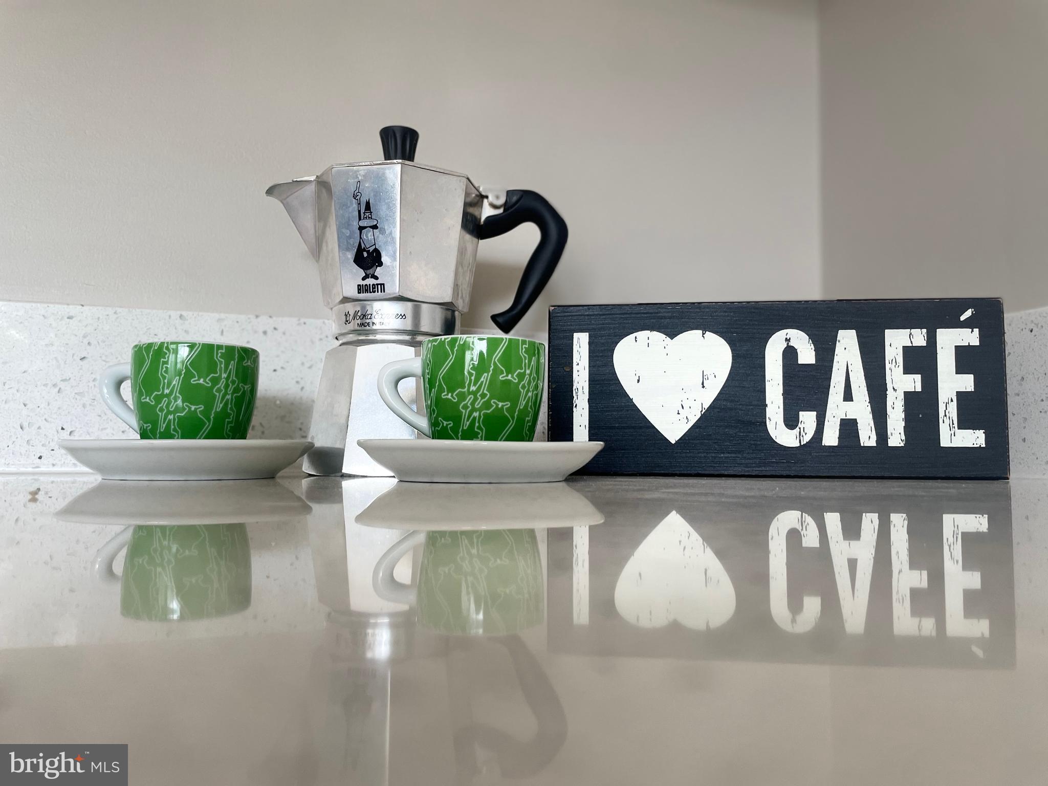 KINGSTOWNE - Residential