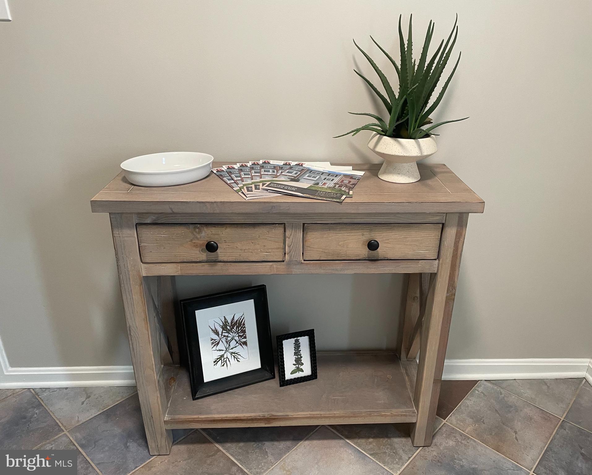 KINGSTOWNE - Residential