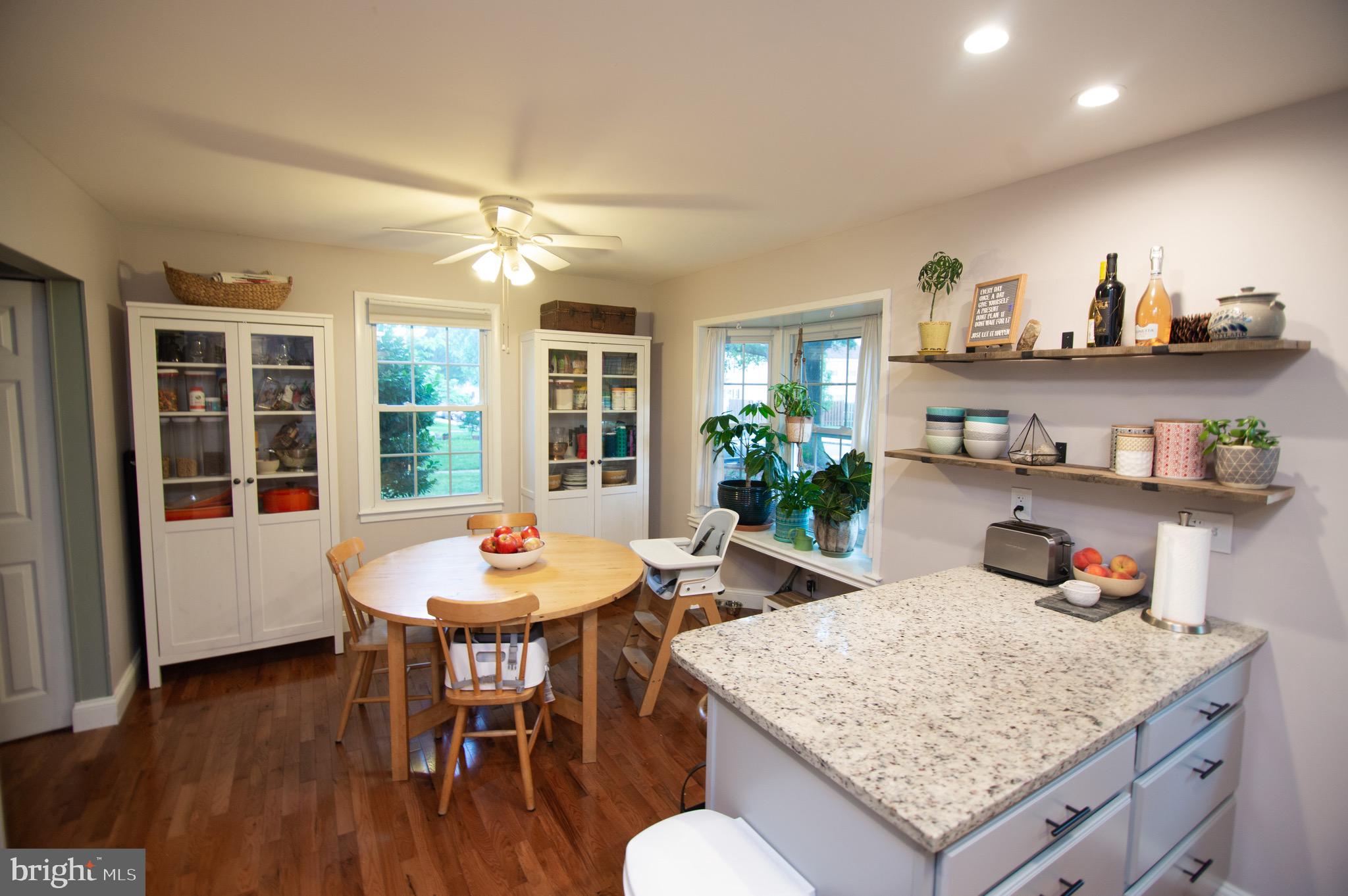 CROFTON SQUARE - Residential