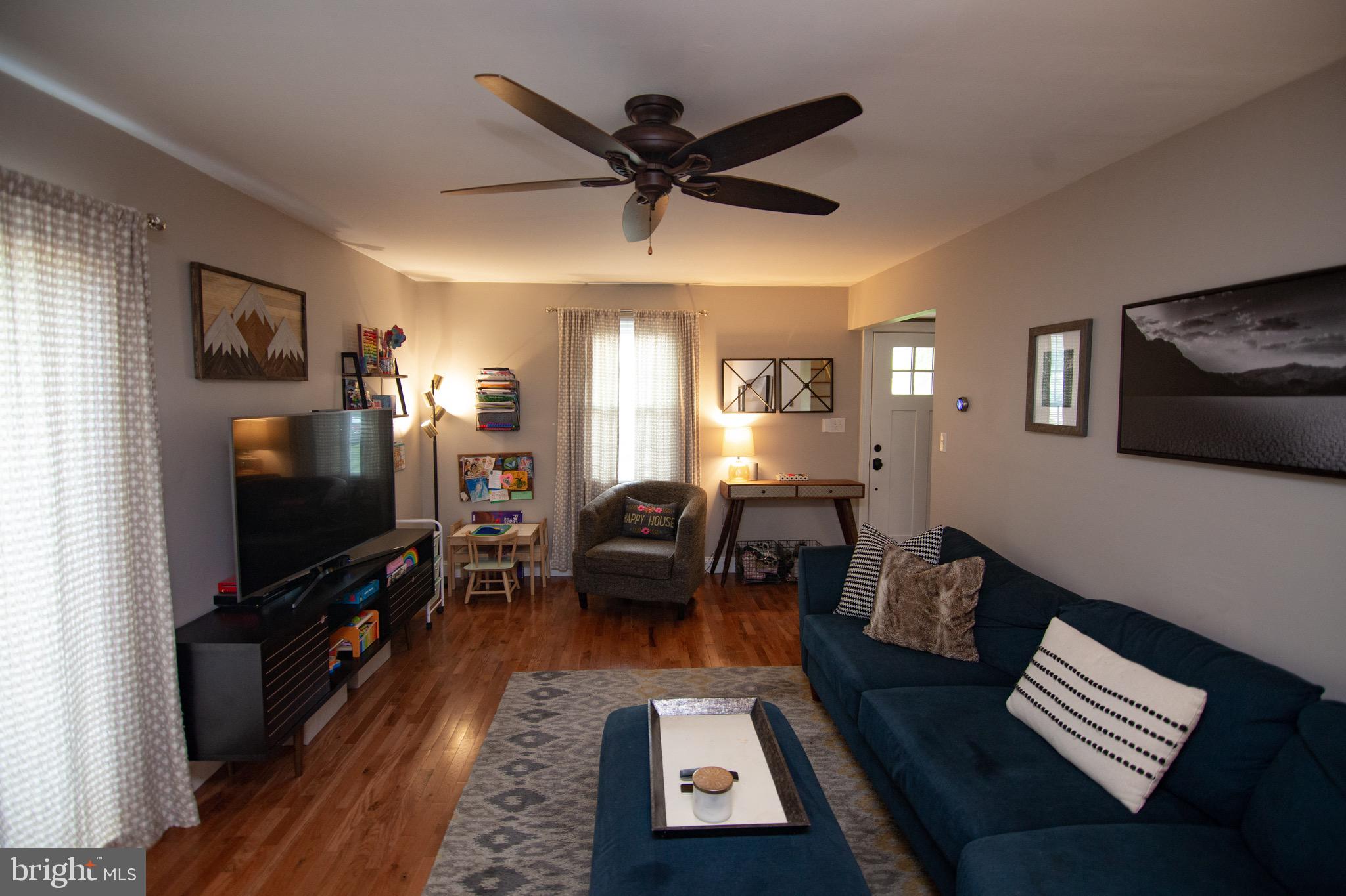 CROFTON SQUARE - Residential