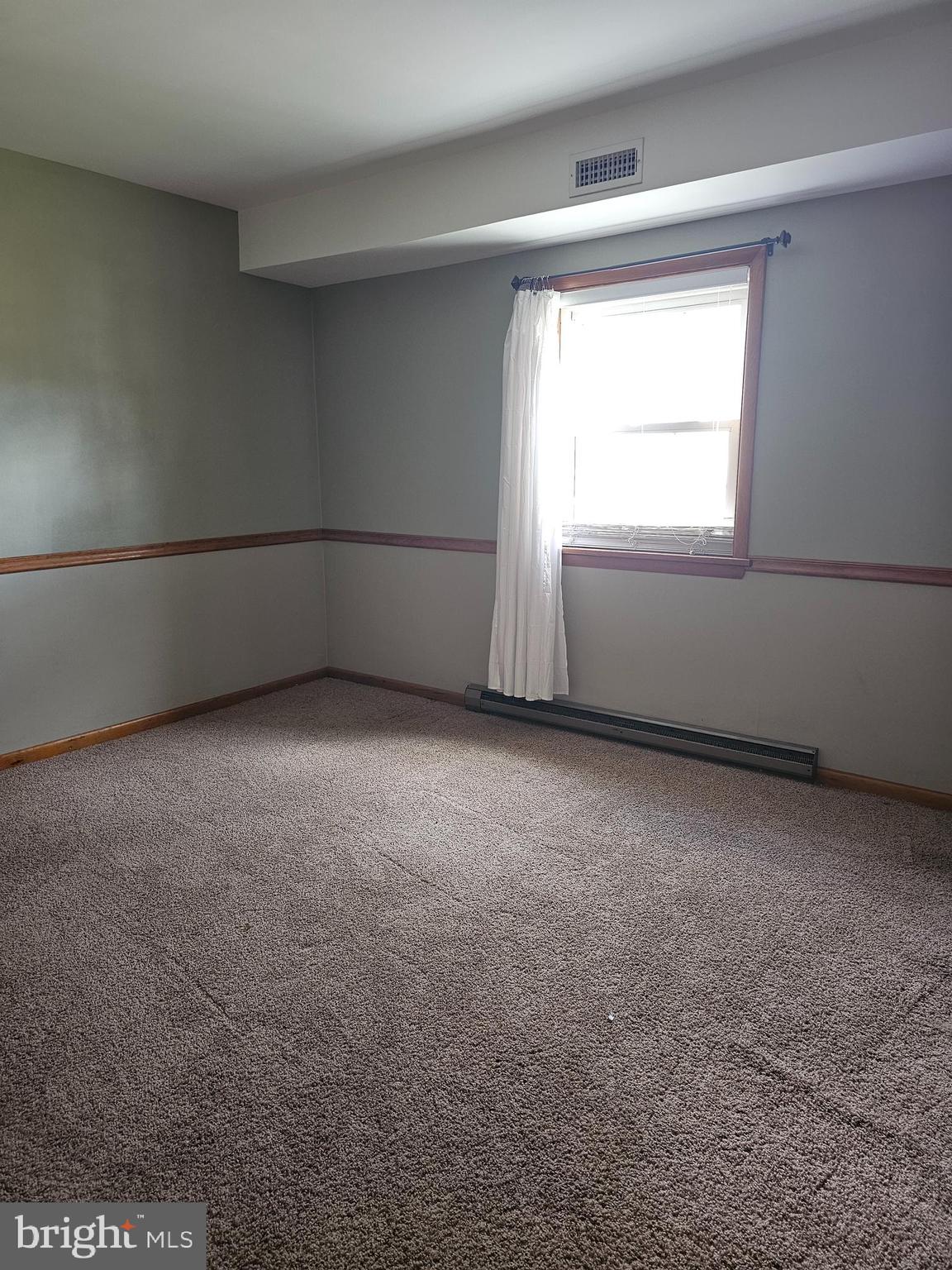 FRONT ROYAL - Residential Lease