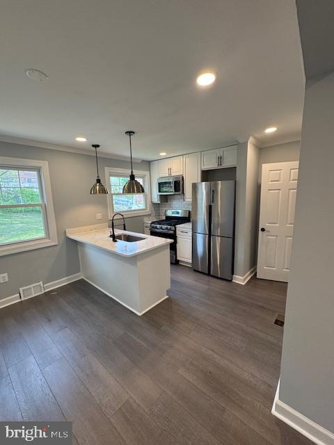 407 XENIA STREET SE