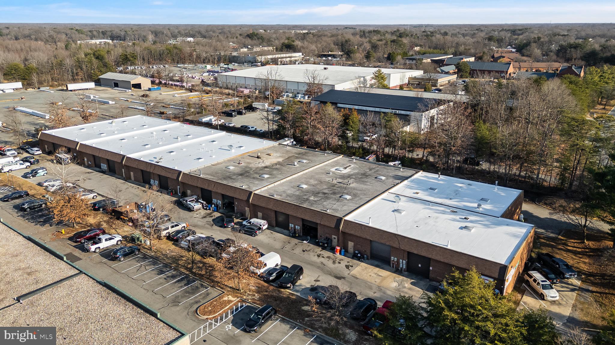 ST CHARLES IND PARK SUB - Commercial Lease